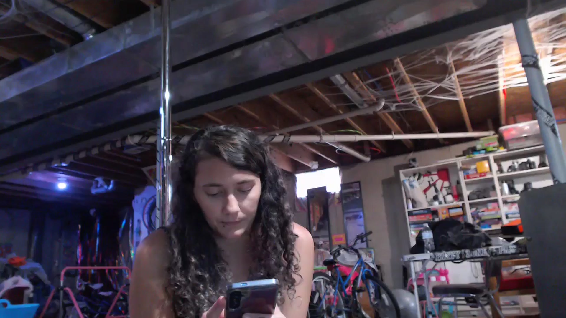 Gallery image thumbnail from Violethooper1's myfreecams stream on, 05/01/2026, 18:52 image 1 of 20