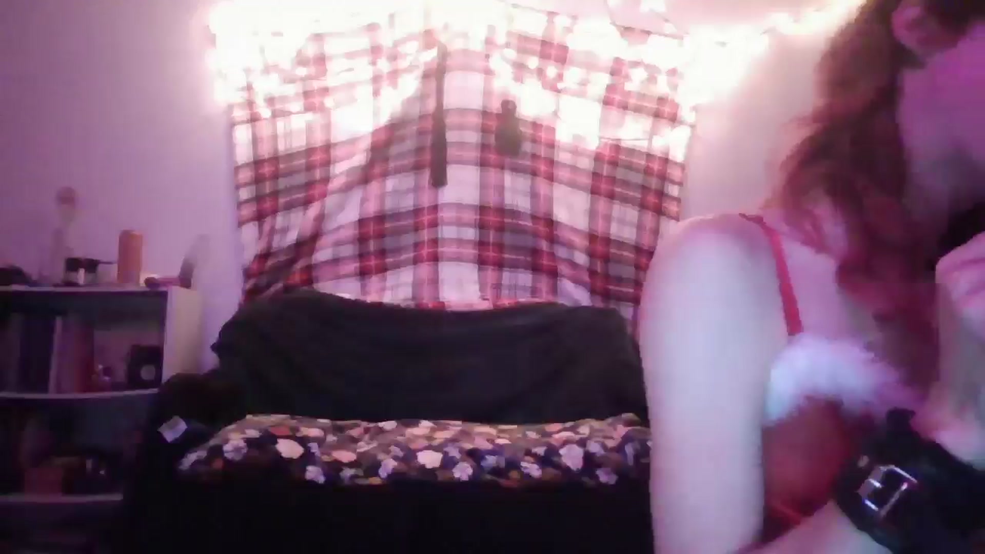 Gallery image thumbnail from VioletpIvee's myfreecams stream on, 12/25/2025, 05:33 image 8 of 20