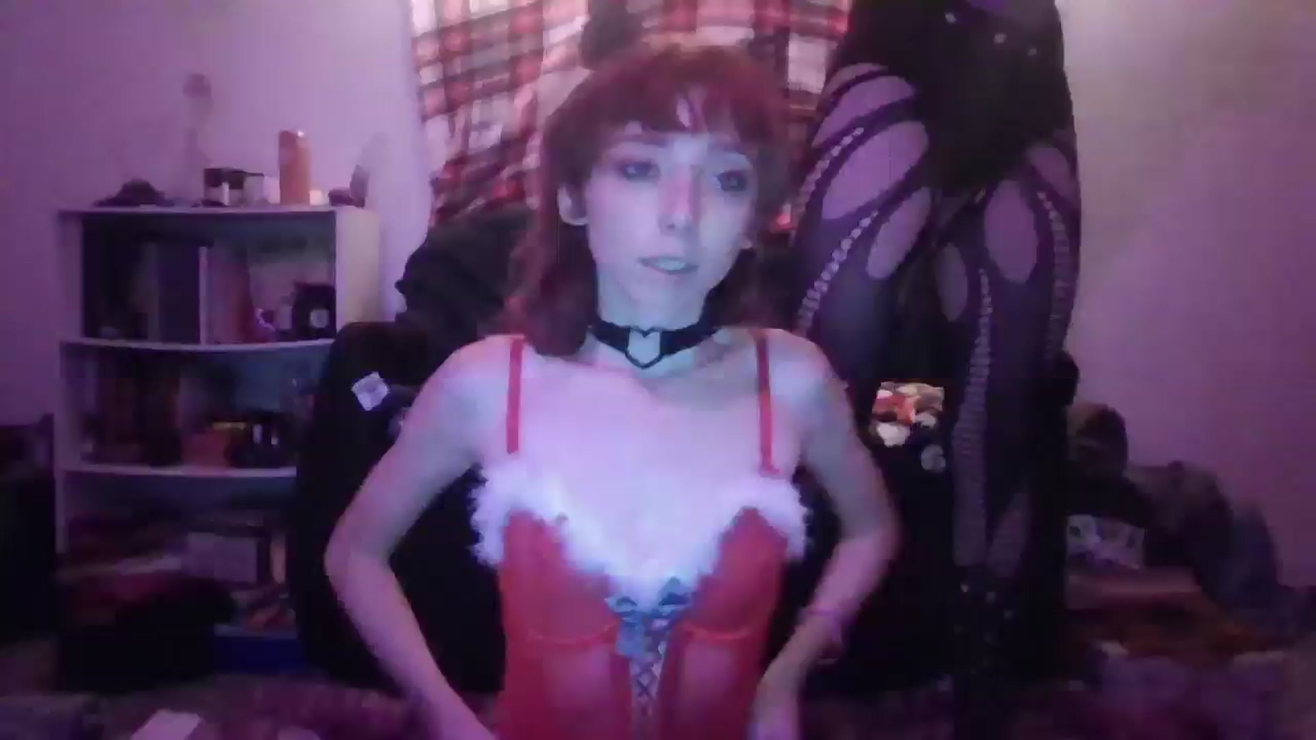 Gallery image thumbnail from VioletpIvee's myfreecams stream on, 12/25/2025, 05:33 image 19 of 20