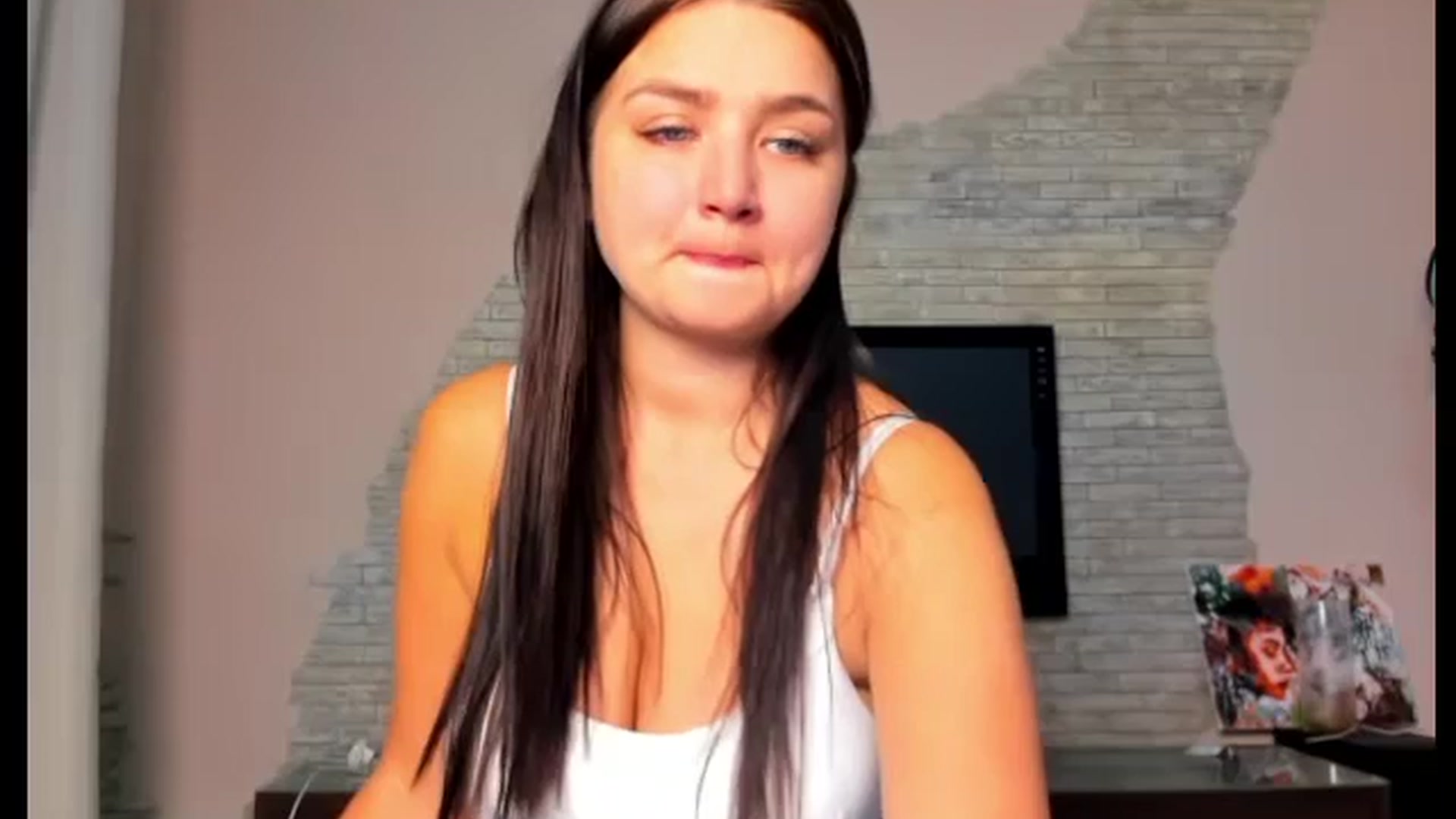 Gallery image thumbnail from ViolettStar's myfreecams stream on, 04/14/2025, 02:52 image 19 of 20