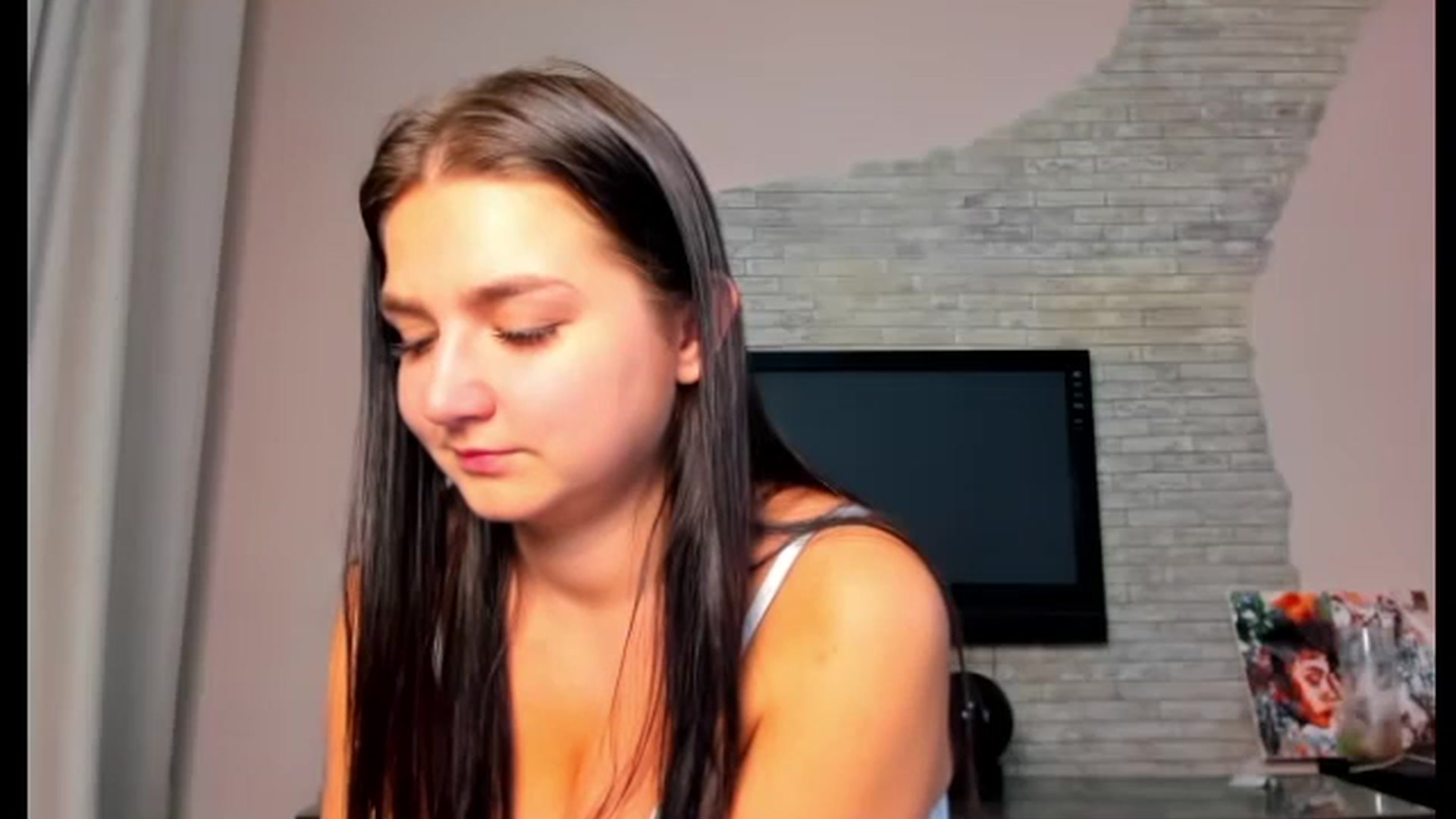 Gallery image thumbnail from ViolettStar's myfreecams stream on, 04/15/2025, 03:52 image 17 of 20