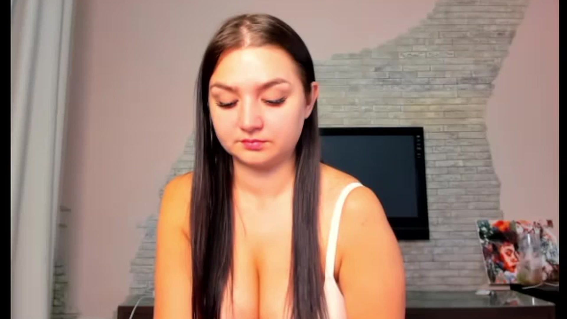 Gallery image thumbnail from ViolettStar's myfreecams stream on, 04/18/2025, 01:14 image 17 of 20