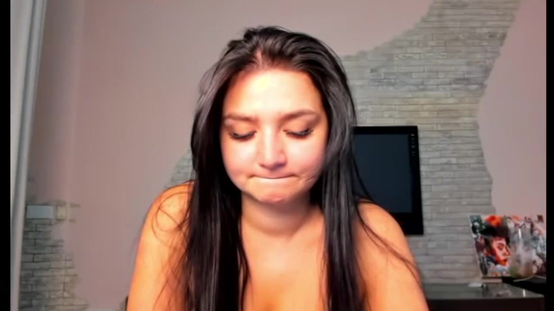 Gallery image thumbnail from ViolettStar's myfreecams stream on, 04/22/2025, 04:43 image 8 of 20