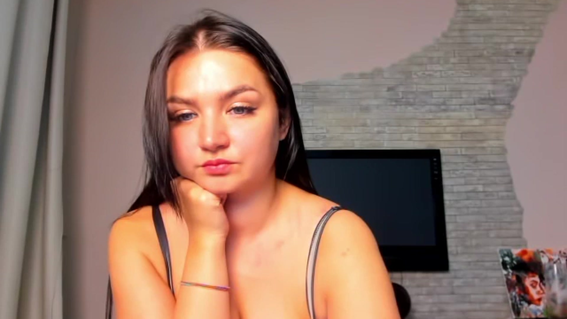 Gallery image thumbnail from ViolettStar's myfreecams stream on, 05/14/2025, 02:02 image 20 of 20