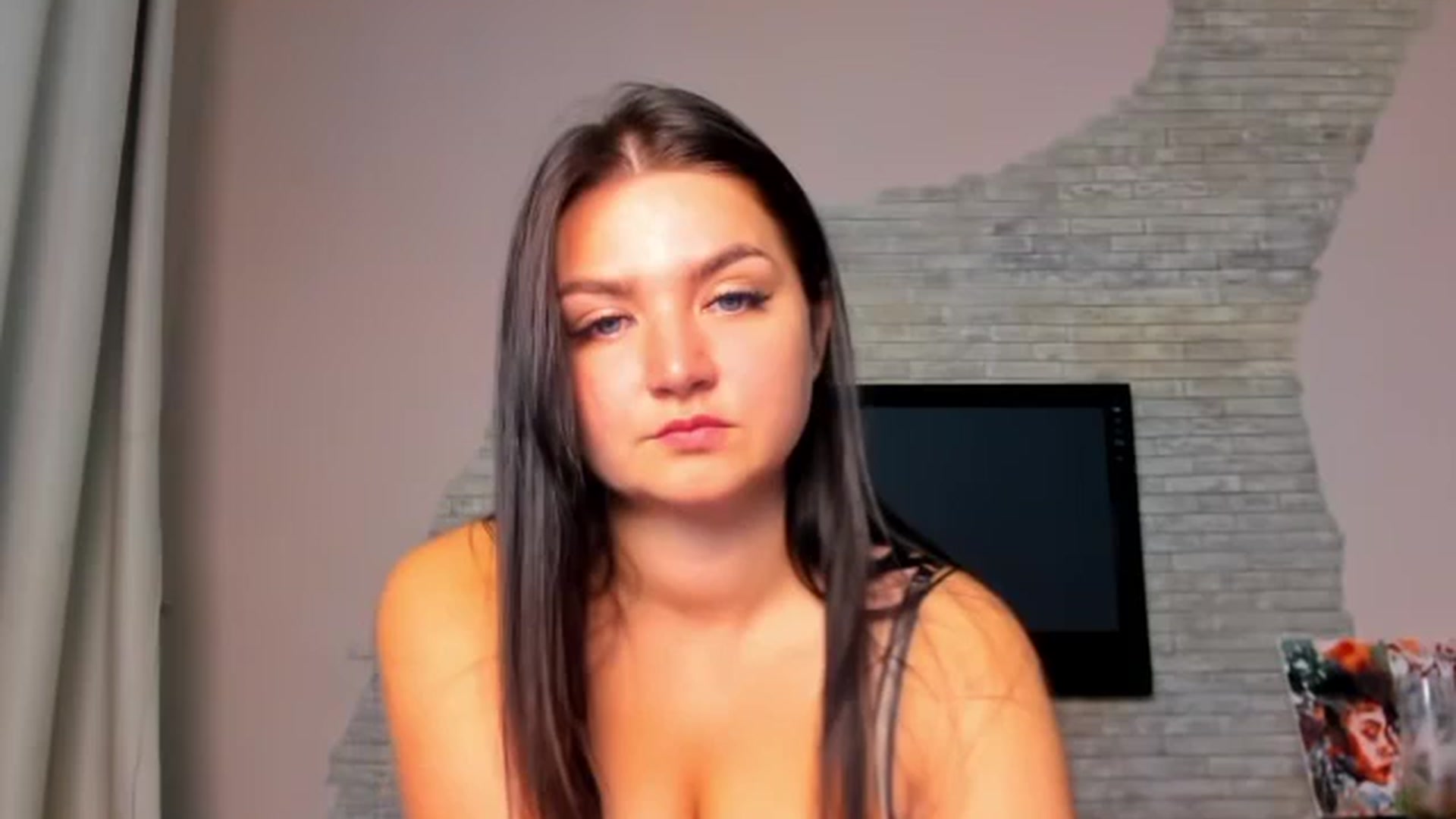 Gallery image thumbnail from ViolettStar's myfreecams stream on, 05/14/2025, 02:02 image 12 of 20