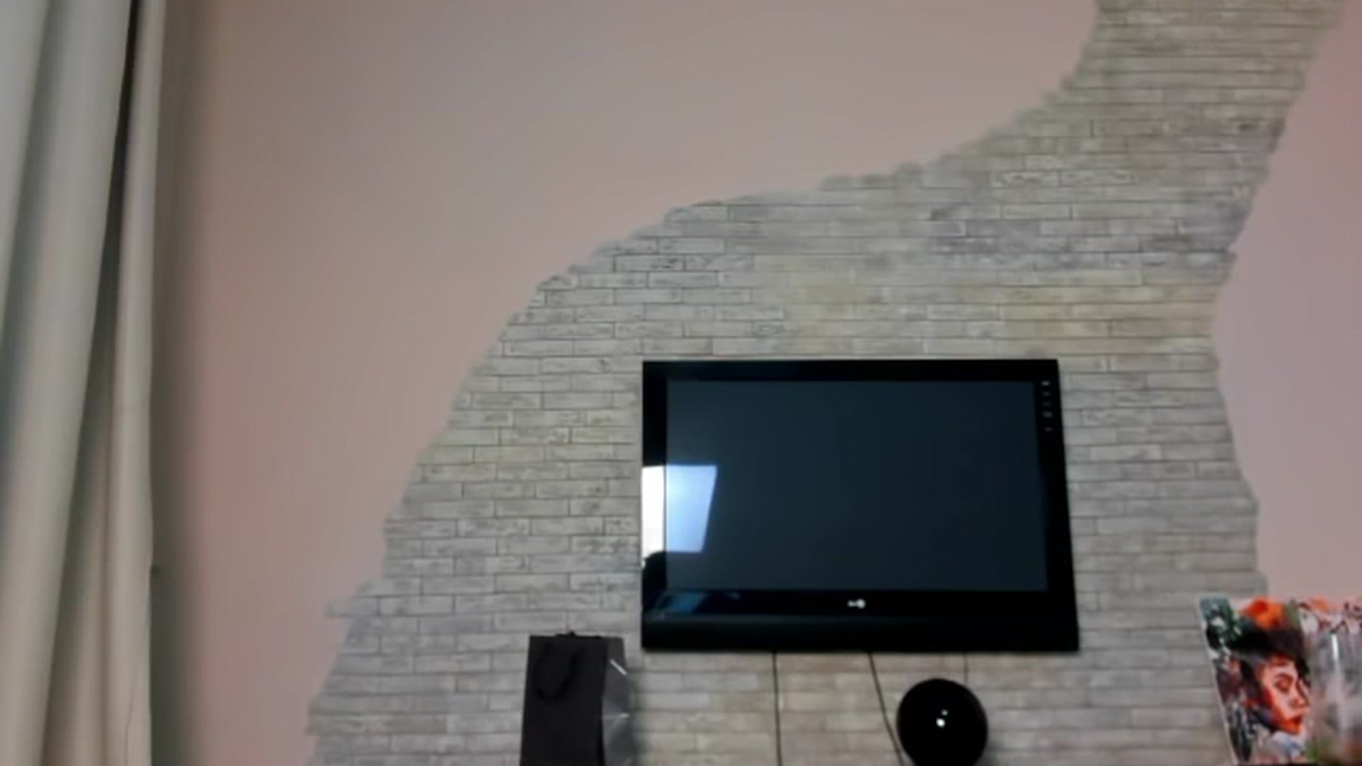 Gallery image thumbnail from ViolettStar's myfreecams stream on, 05/14/2025, 02:02 image 5 of 20