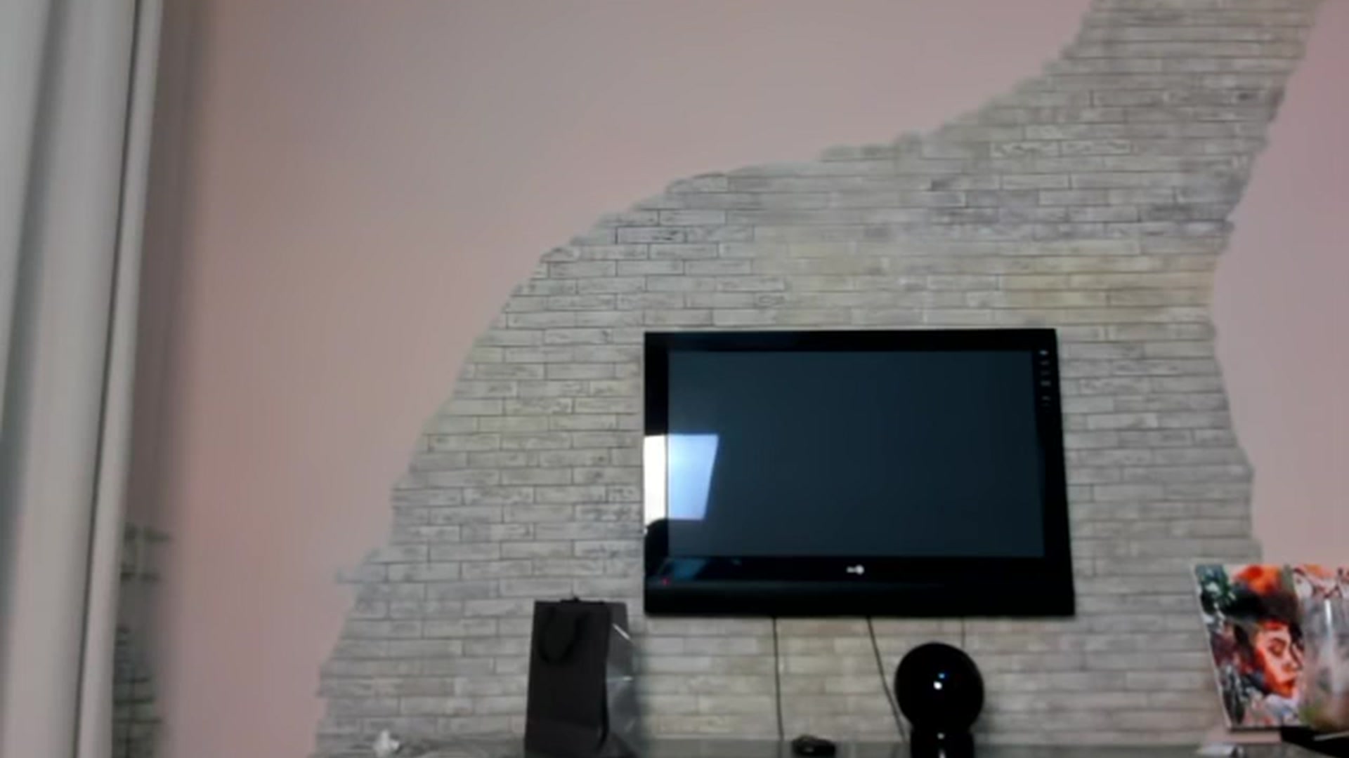 Gallery image thumbnail from ViolettStar's myfreecams stream on, 05/14/2025, 03:41 image 16 of 20
