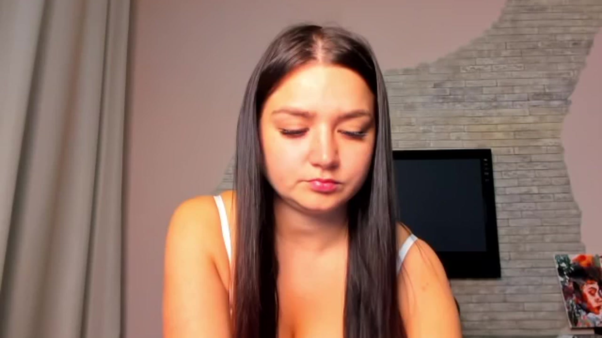 Gallery image thumbnail from ViolettStar's myfreecams stream on, 05/16/2025, 01:22 image 6 of 20