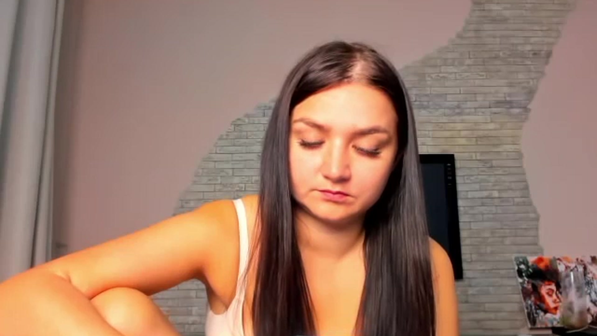 Gallery image thumbnail from ViolettStar's myfreecams stream on, 05/24/2025, 01:47 image 18 of 20
