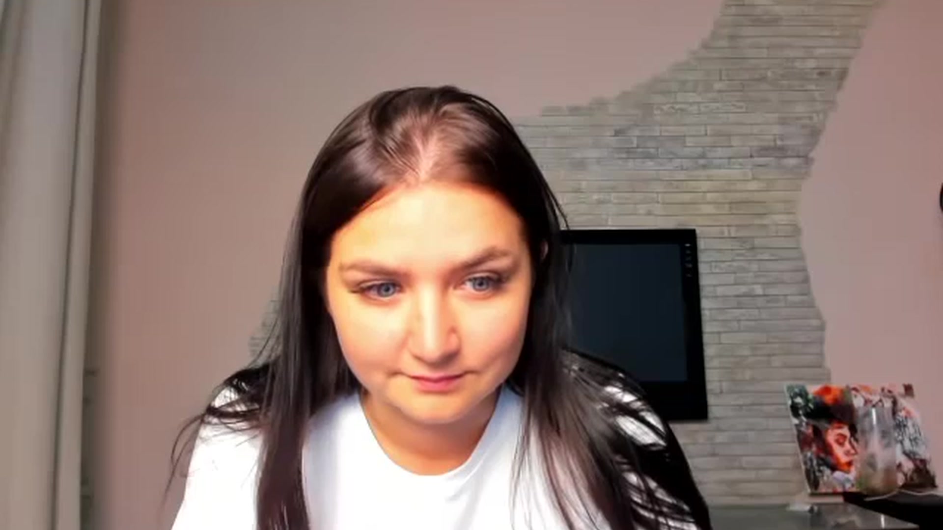 Gallery image thumbnail from ViolettStar's myfreecams stream on, 05/31/2025, 03:08 image 20 of 20