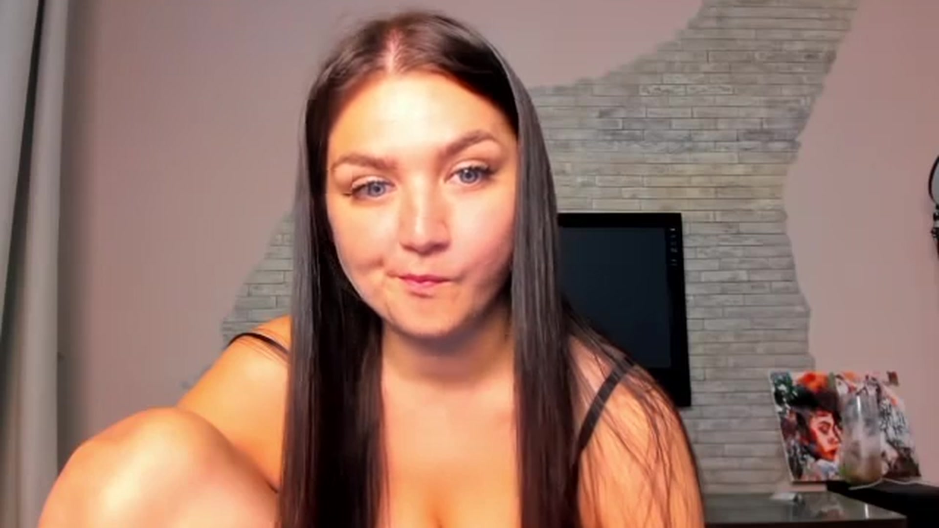 Gallery image thumbnail from ViolettStar's myfreecams stream on, 06/01/2025, 03:13 image 15 of 20