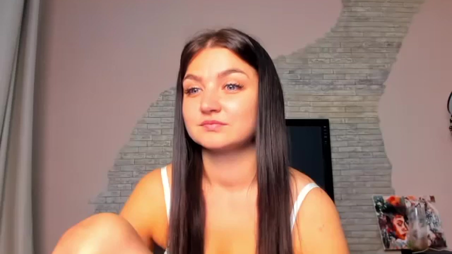 Gallery image thumbnail from ViolettStar's myfreecams stream on, 06/03/2025, 01:50 image 7 of 20