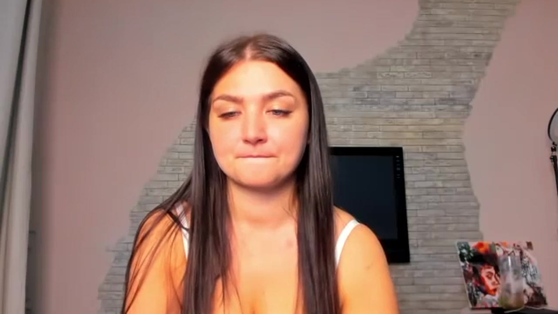 Gallery image thumbnail from ViolettStar's myfreecams stream on, 06/03/2025, 02:28 image 15 of 20