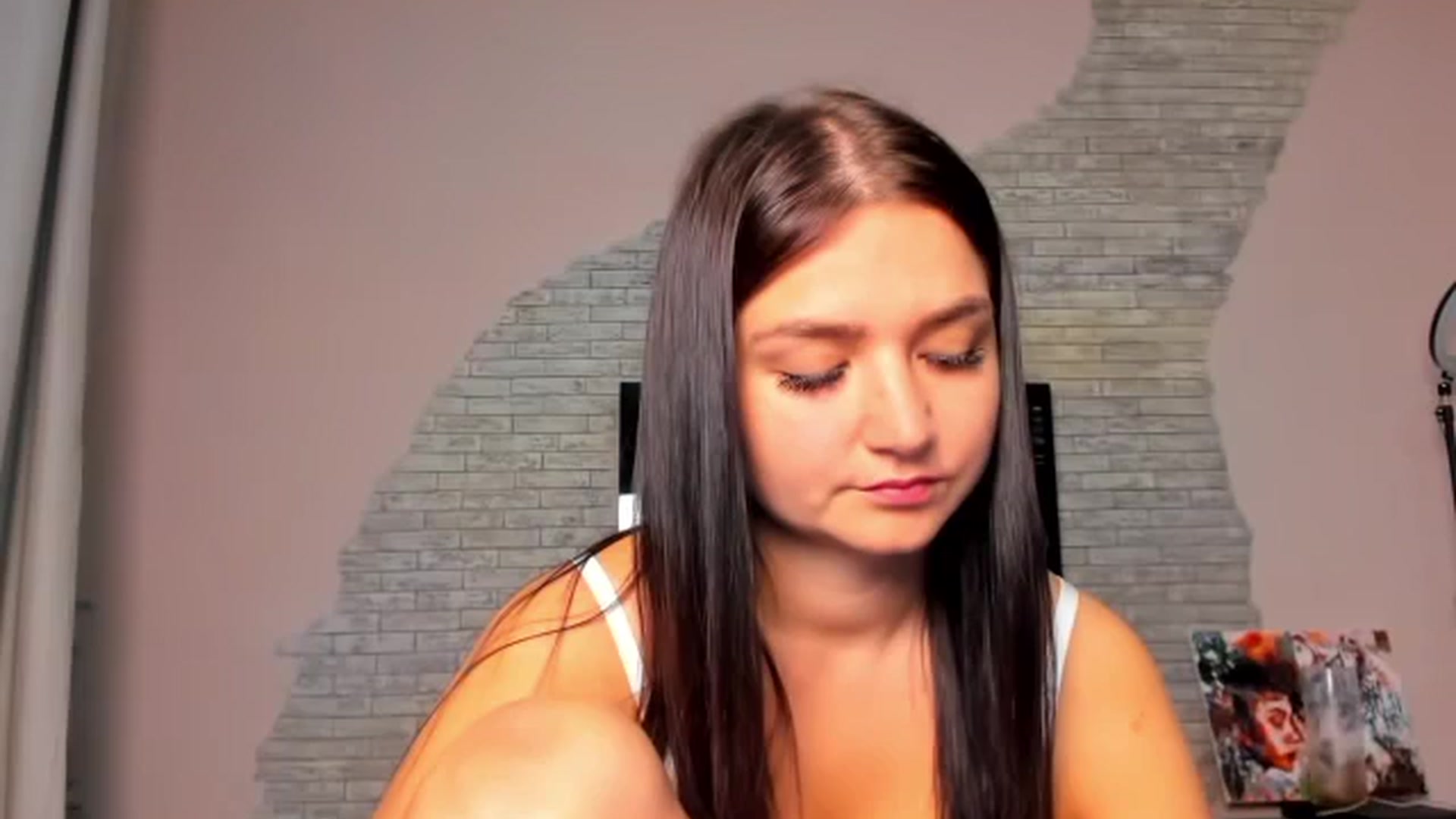 Gallery image thumbnail from ViolettStar's myfreecams stream on, 06/03/2025, 02:28 image 4 of 20