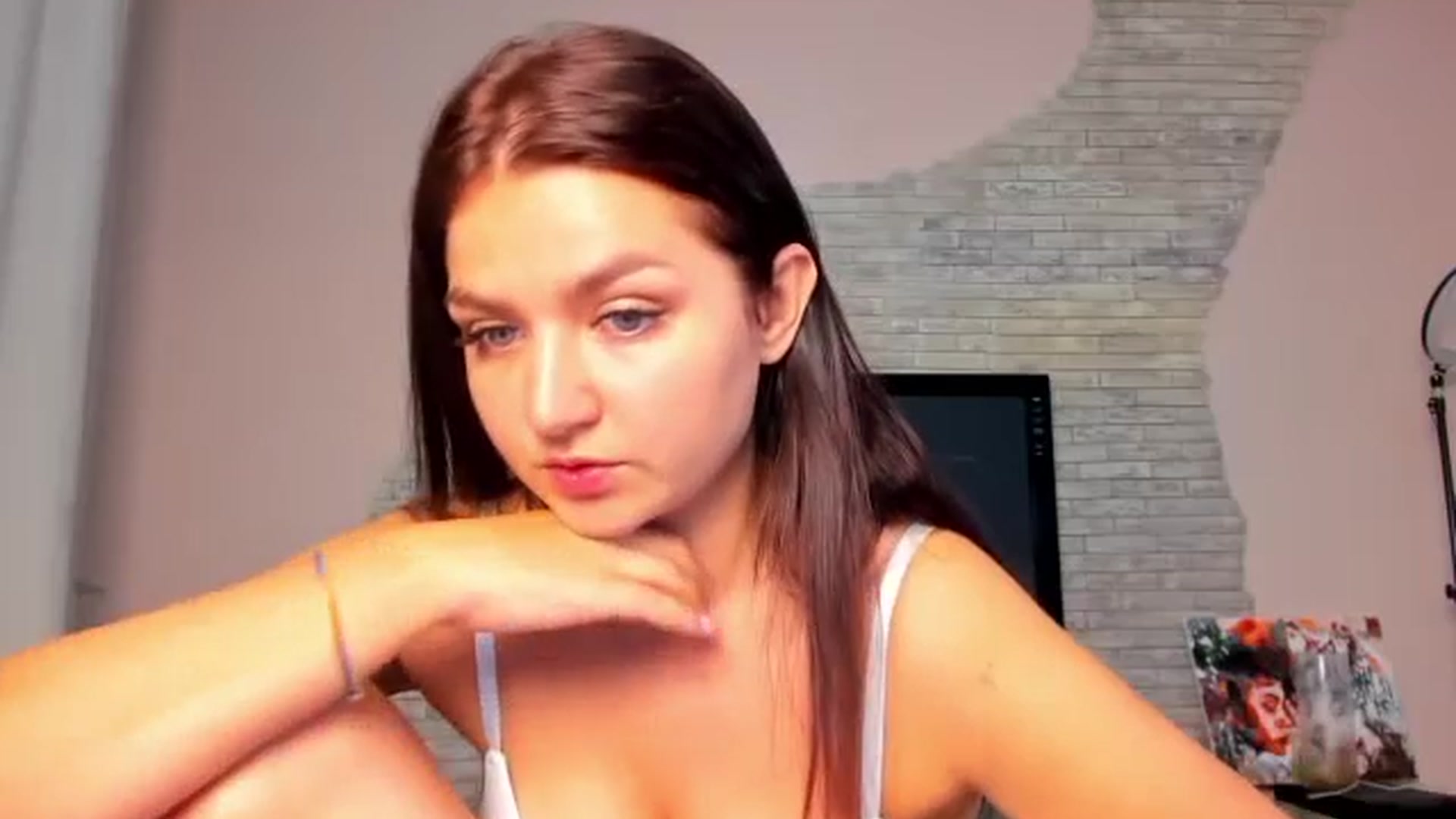 Gallery image thumbnail from ViolettStar's myfreecams stream on, 06/11/2025, 02:46 image 19 of 20