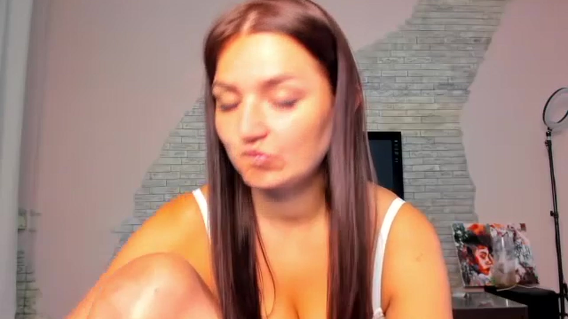 Gallery image thumbnail from ViolettStar's myfreecams stream on, 06/18/2025, 02:42 image 11 of 20