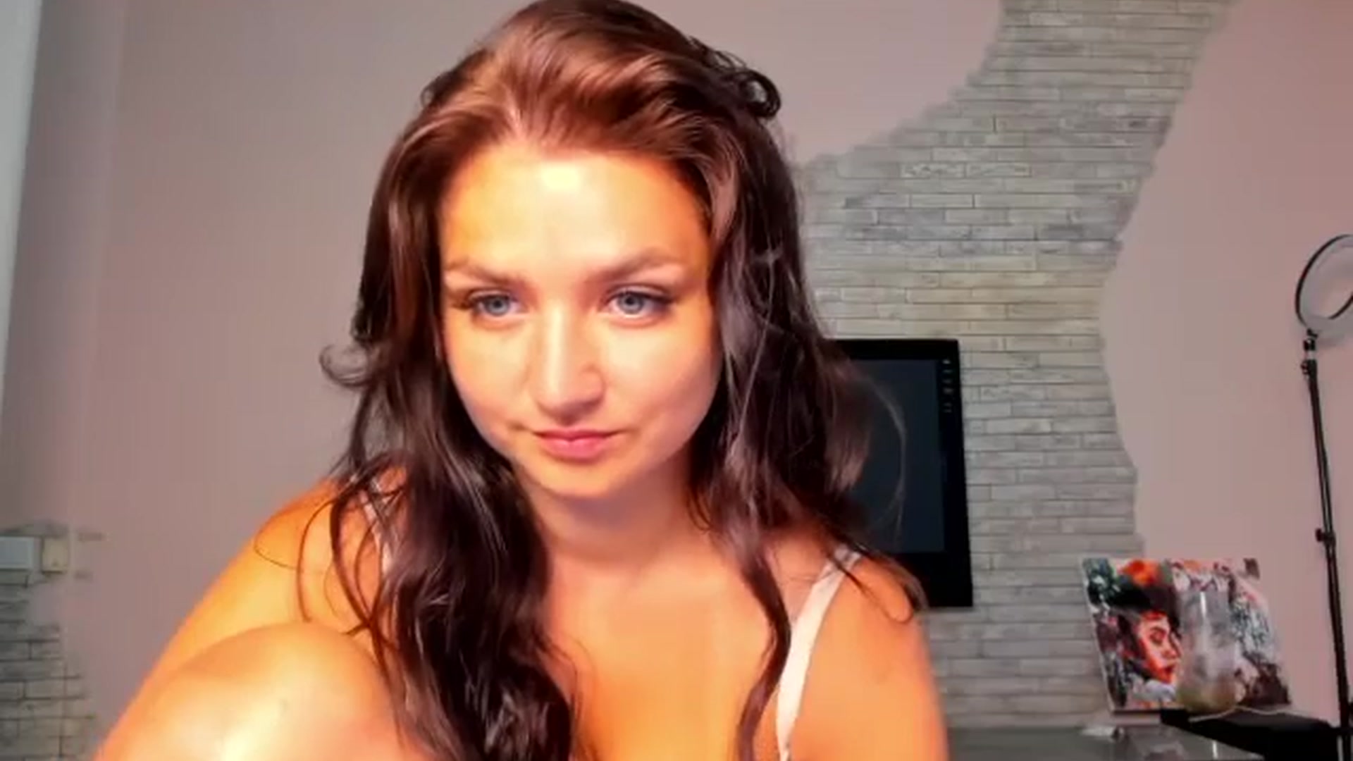 Gallery image thumbnail from ViolettStar's myfreecams stream on, 06/19/2025, 01:47 image 13 of 20