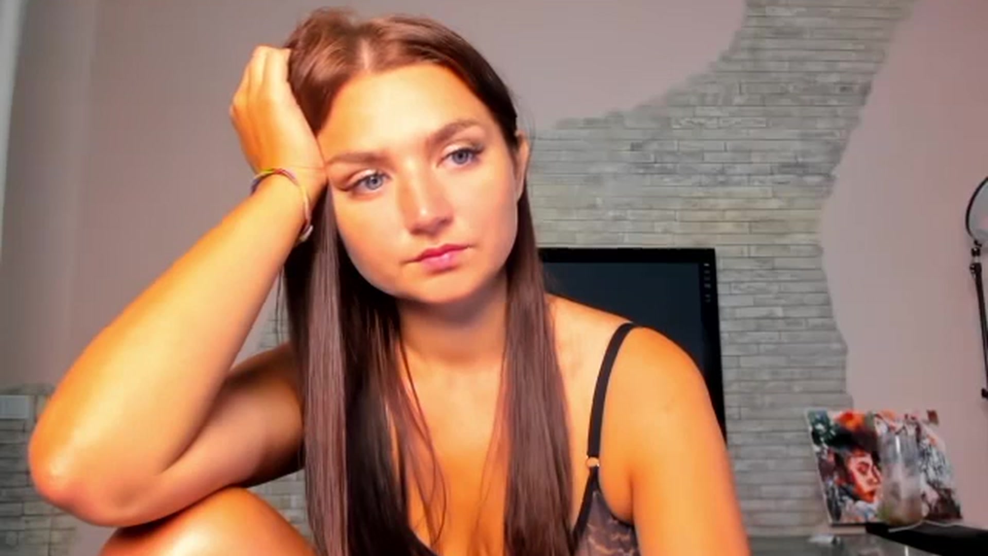 Gallery image thumbnail from ViolettStar's myfreecams stream on, 07/10/2025, 03:01 image 15 of 20