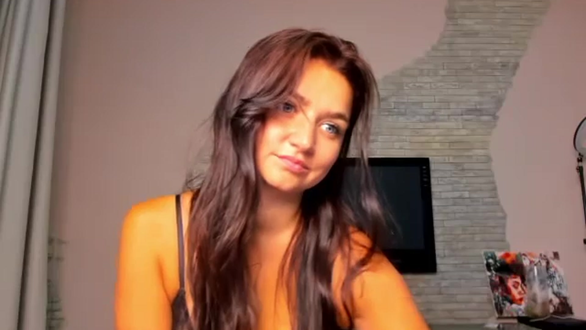 Gallery image thumbnail from ViolettStar's myfreecams stream on, 07/15/2025, 02:17 image 15 of 20