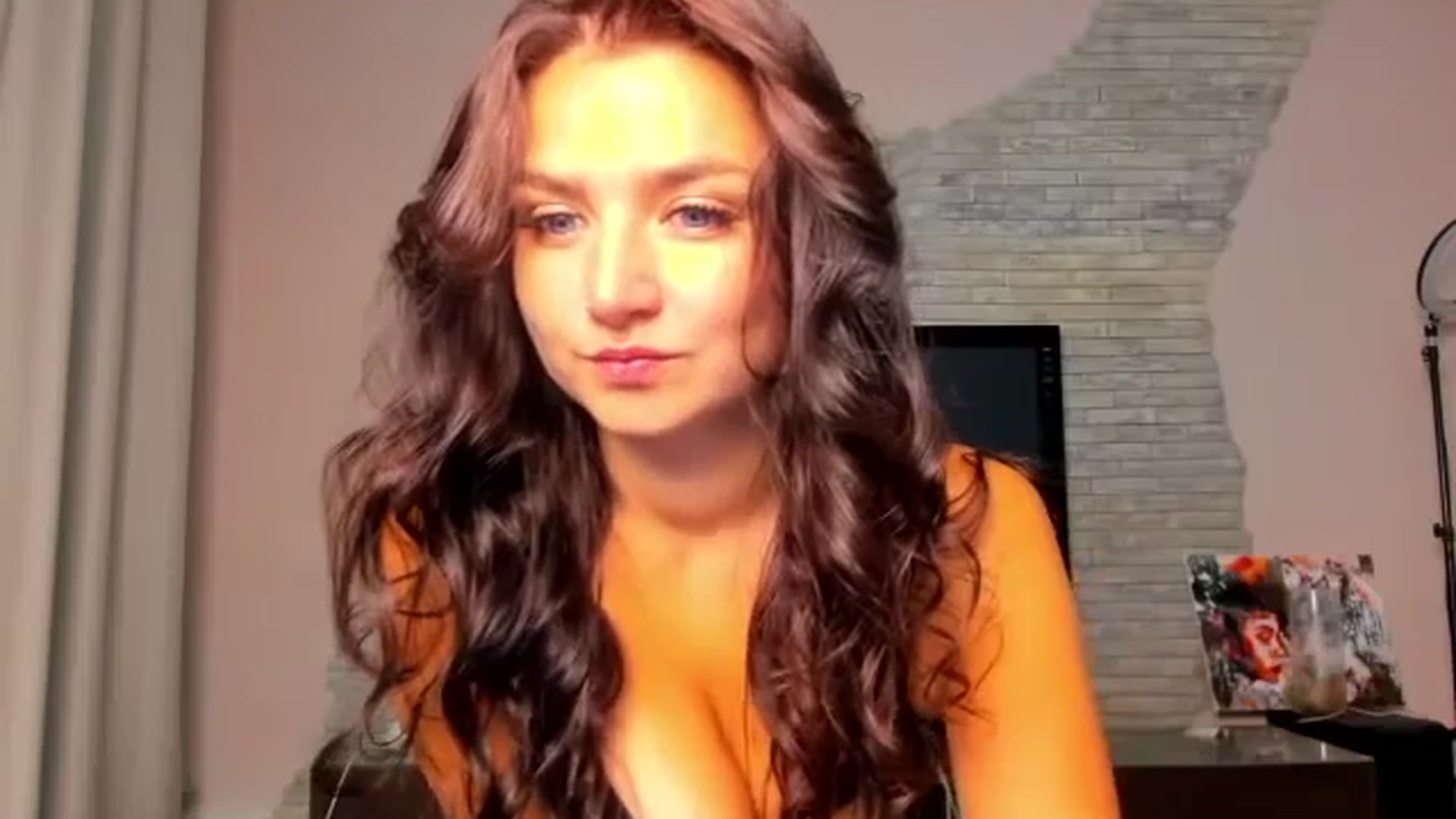 Gallery image thumbnail from ViolettStar's myfreecams stream on, 07/20/2025, 23:11 image 18 of 20