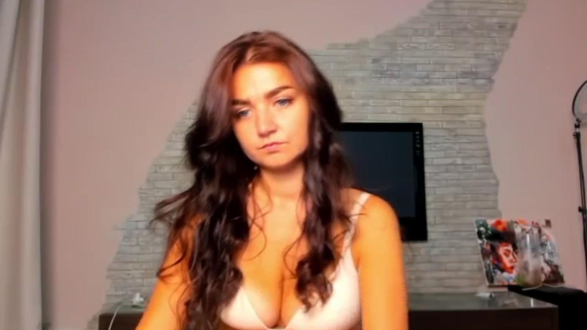 Gallery image thumbnail from ViolettStar's myfreecams stream on, 07/28/2025, 01:21 image 7 of 20
