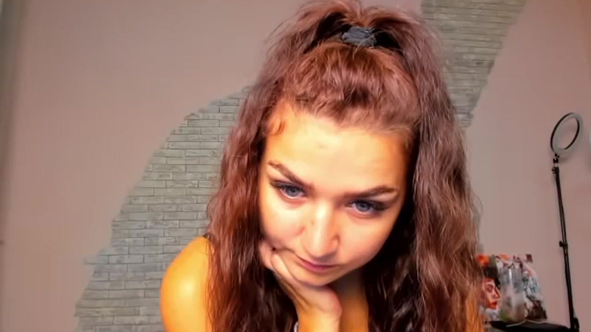 Gallery image thumbnail from ViolettStar's myfreecams stream on, 08/13/2025, 02:26 image 13 of 20