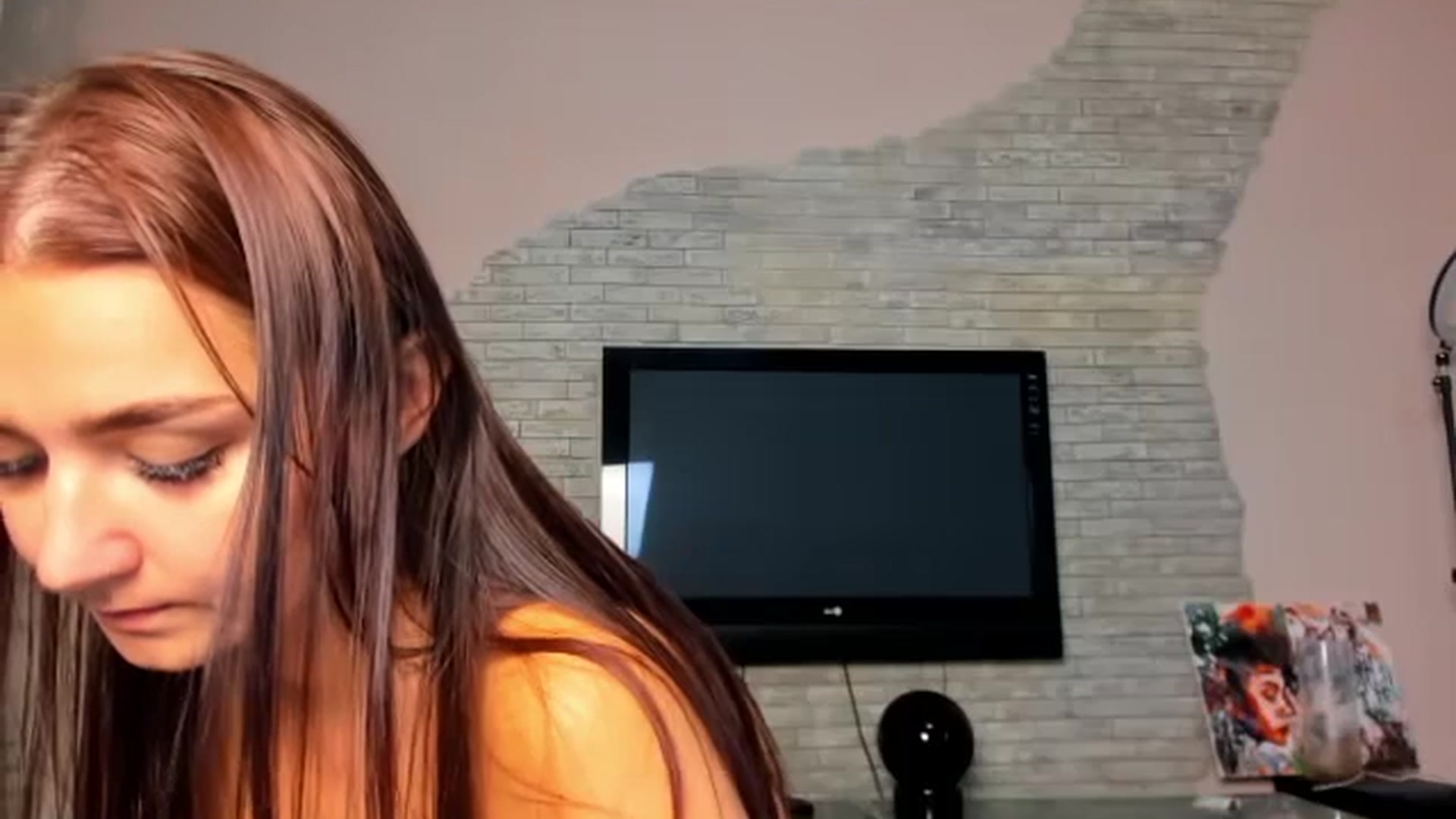 Gallery image thumbnail from ViolettStar's myfreecams stream on, 08/18/2025, 04:00 image 18 of 20