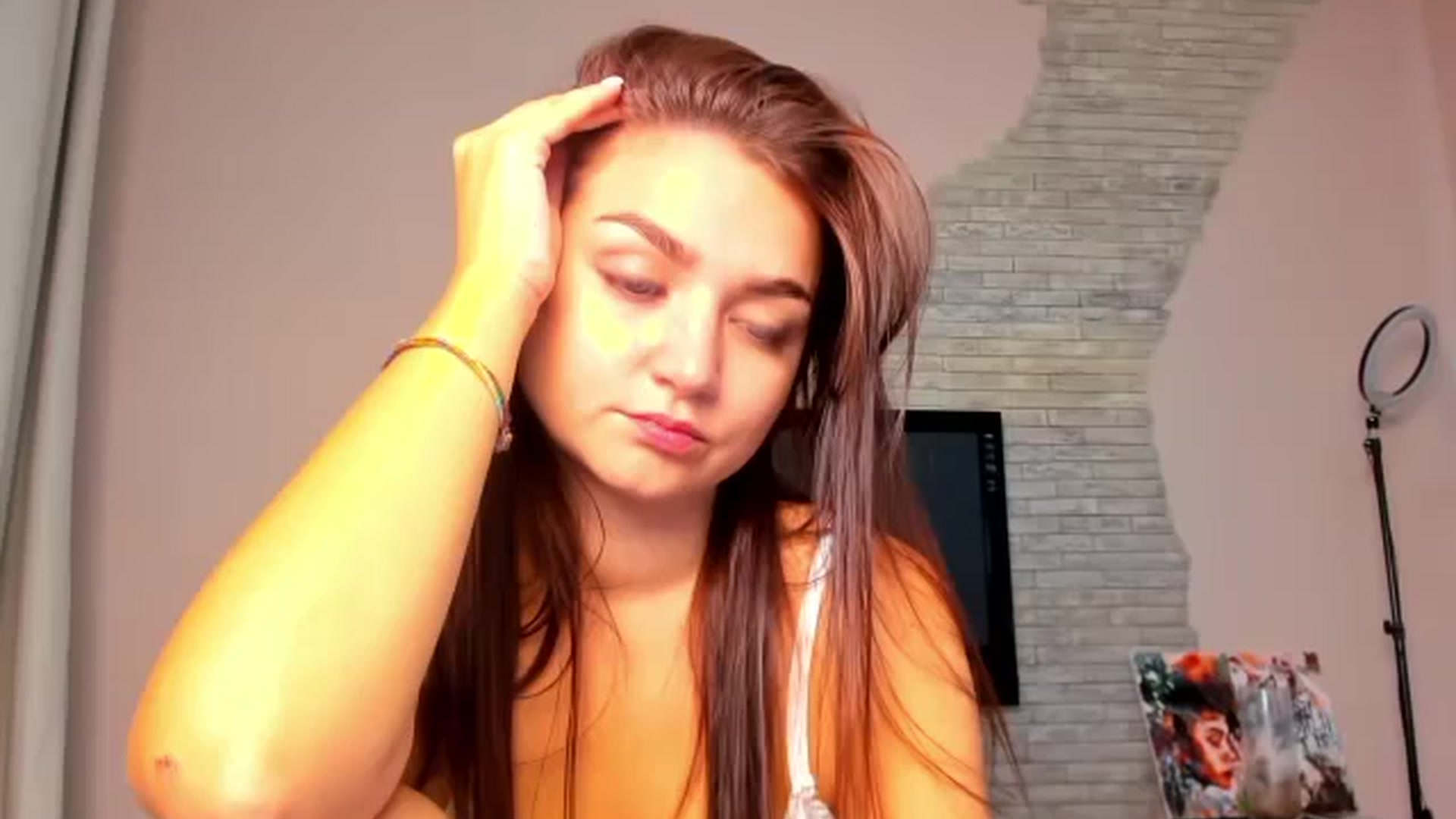 Gallery image thumbnail from ViolettStar's myfreecams stream on, 08/22/2025, 02:27 image 13 of 20