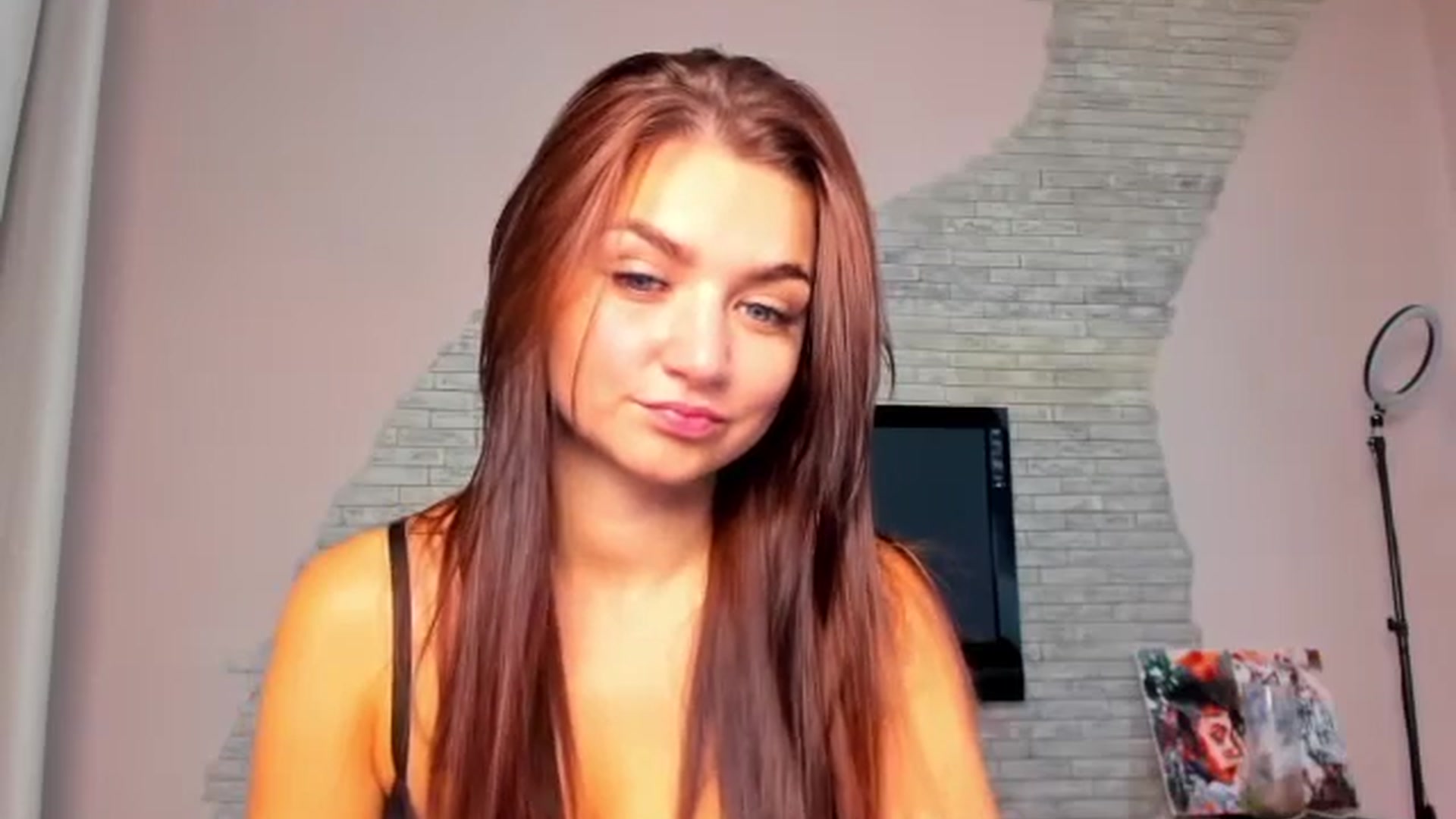 Gallery image thumbnail from ViolettStar's myfreecams stream on, 08/26/2025, 02:30 image 15 of 20