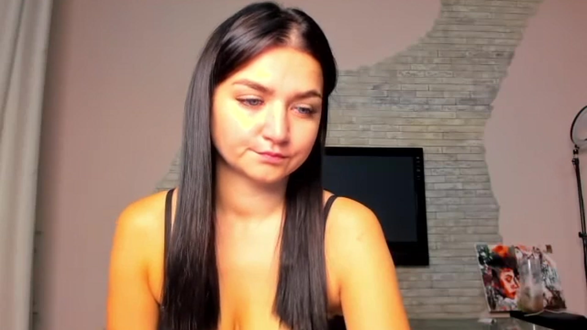 Gallery image thumbnail from ViolettStar's myfreecams stream on, 09/05/2025, 01:56 image 12 of 20
