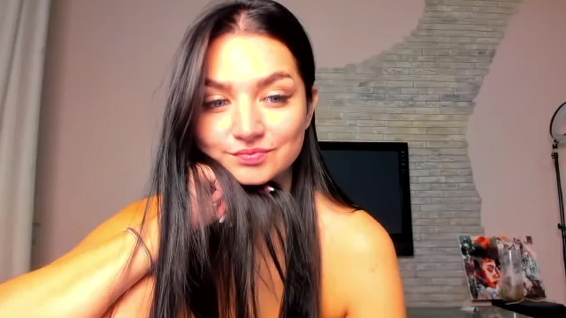 Gallery image thumbnail from ViolettStar's myfreecams stream on, 09/05/2025, 01:56 image 20 of 20