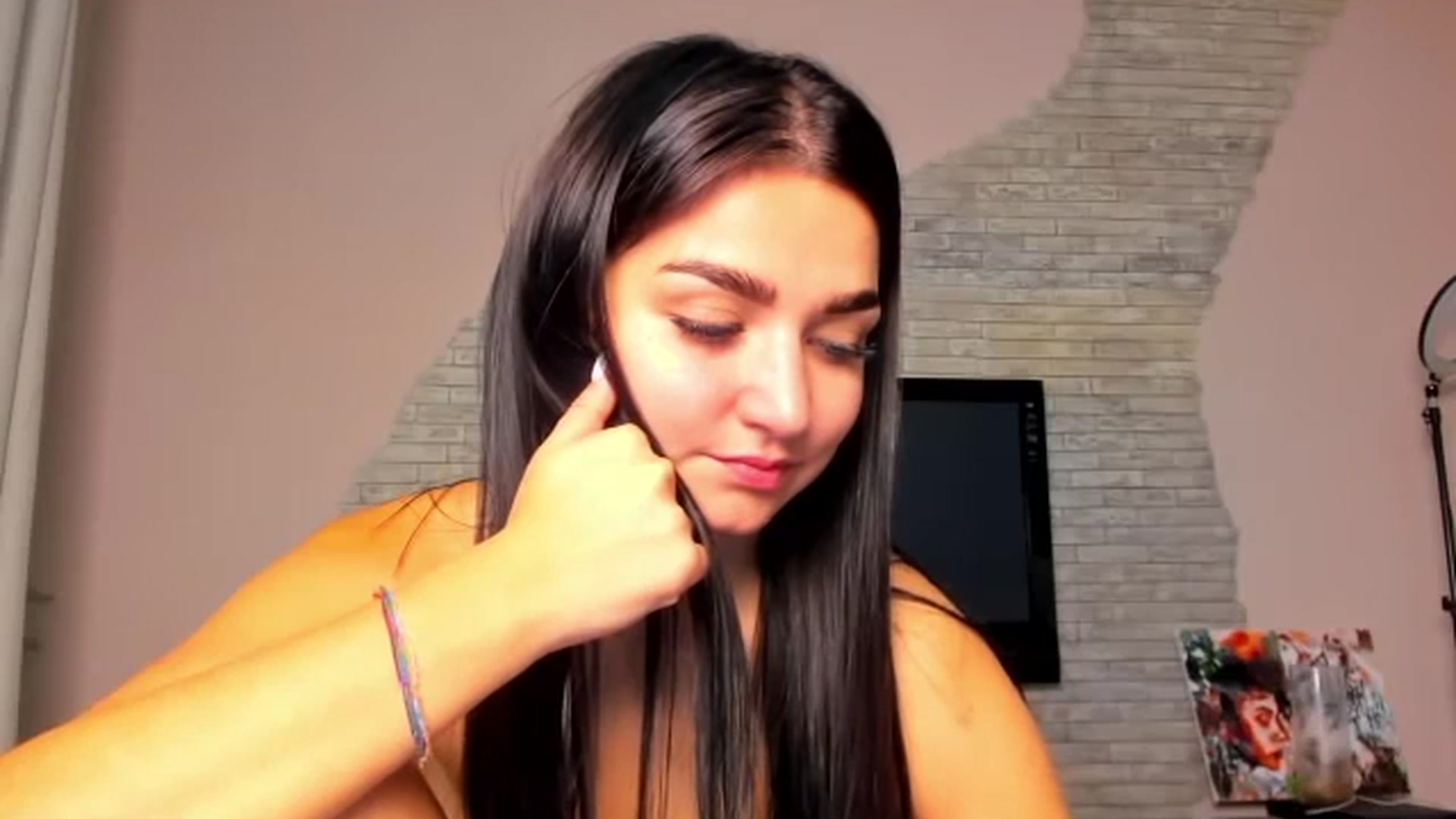 Gallery image thumbnail from ViolettStar's myfreecams stream on, 09/09/2025, 01:02 image 12 of 20