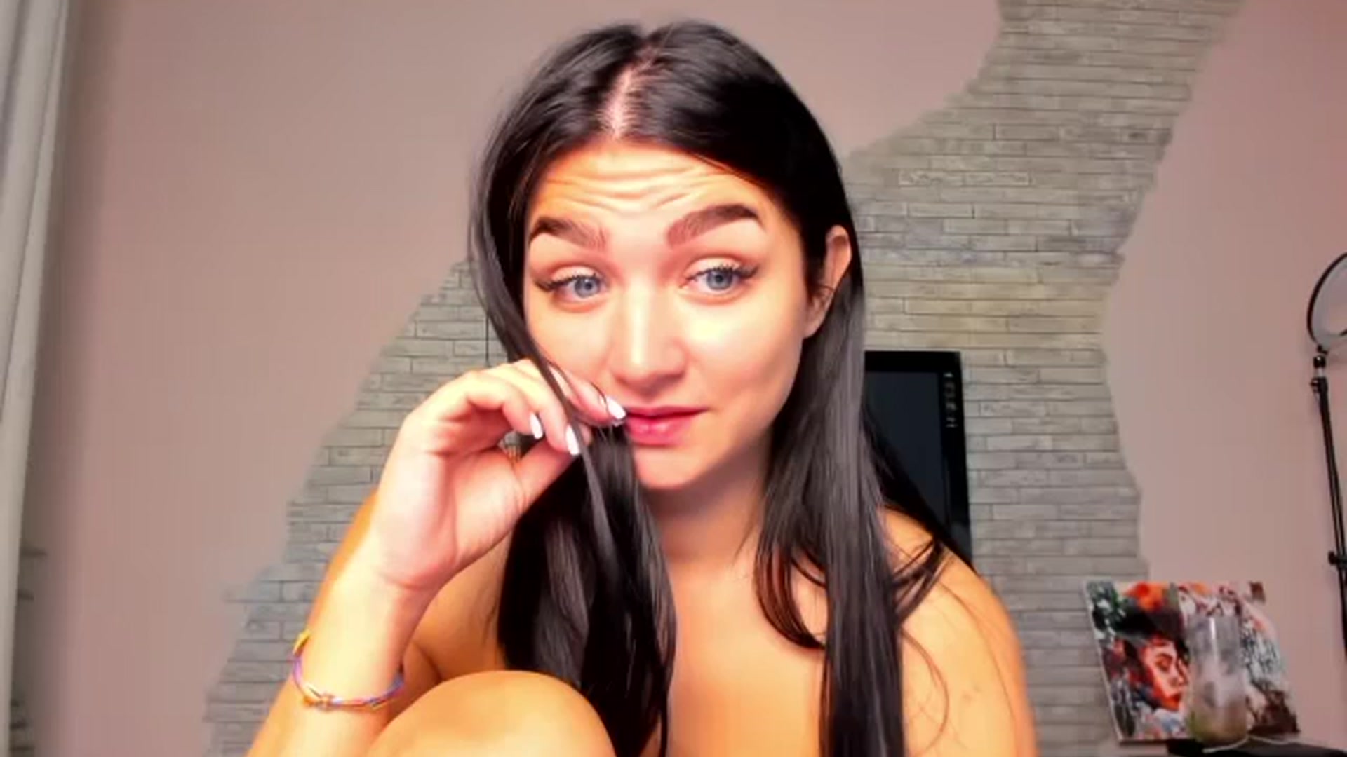 Gallery image thumbnail from ViolettStar's myfreecams stream on, 09/09/2025, 01:56 image 1 of 20