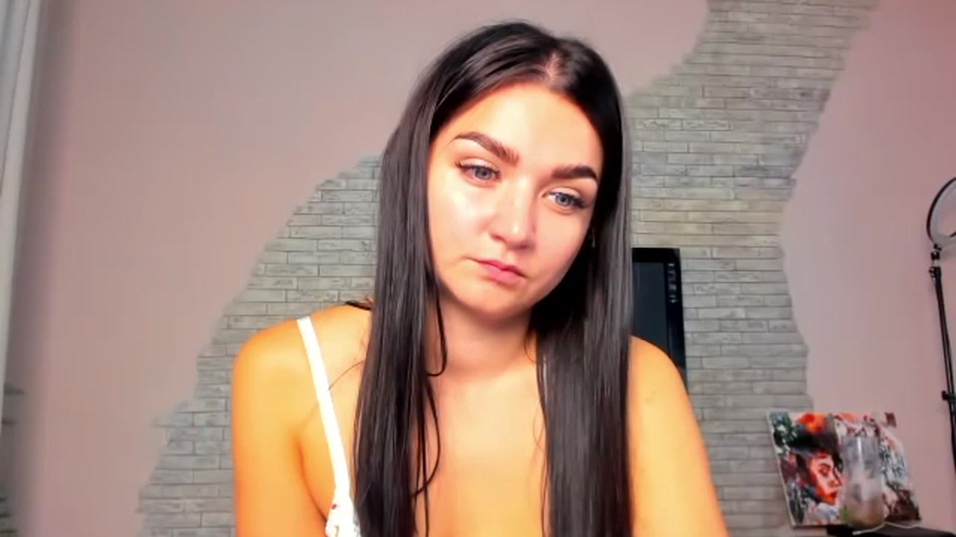 Gallery image thumbnail from ViolettStar's myfreecams stream on, 09/09/2025, 03:19 image 2 of 20