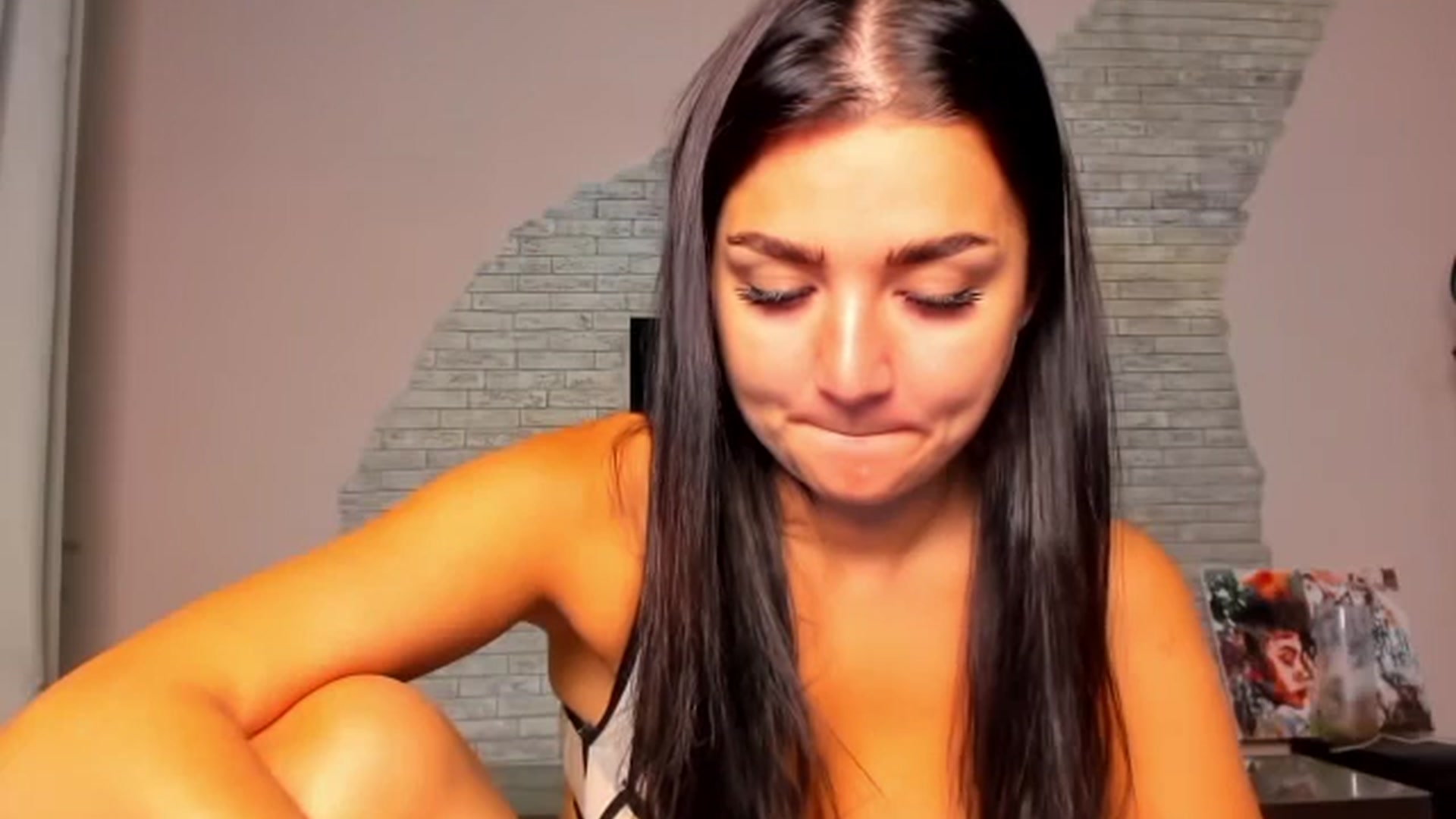Gallery image thumbnail from ViolettStar's myfreecams stream on, 10/07/2025, 02:14 image 4 of 20