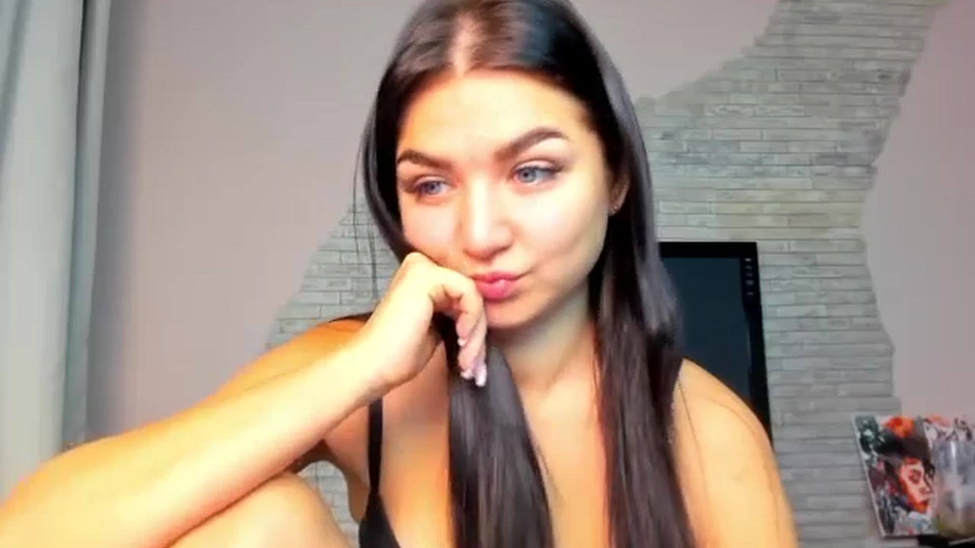 Gallery image thumbnail from ViolettStar's myfreecams stream on, 11/17/2025, 03:44 image 7 of 20