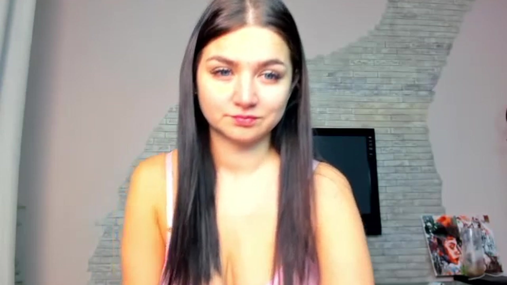 Gallery image thumbnail from ViolettStar's myfreecams stream on, 12/25/2025, 01:14 image 15 of 20