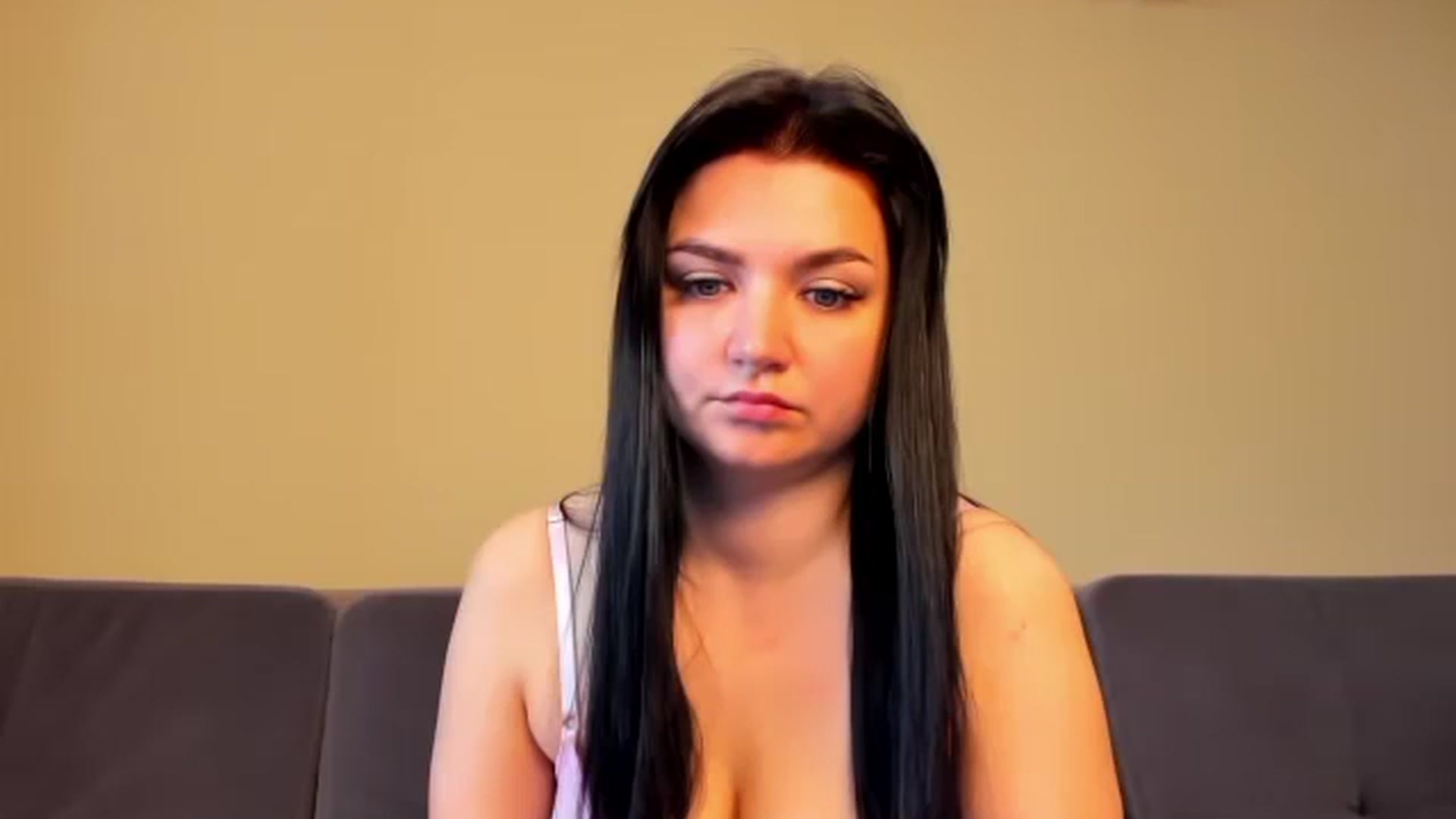 Gallery image thumbnail from ViolettStar's myfreecams stream on, 05/11/2026, 03:54 image 13 of 20