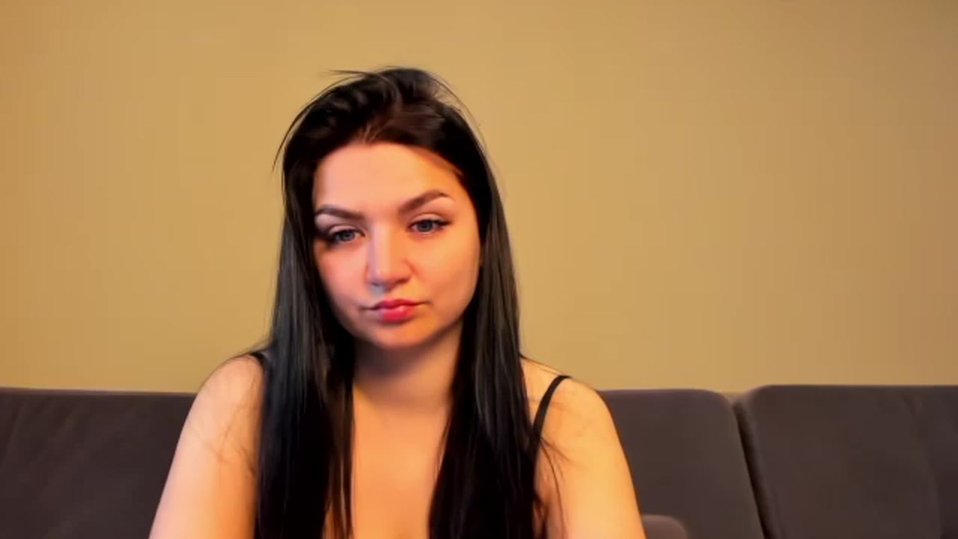 Gallery image thumbnail from ViolettStar's myfreecams stream on, 05/13/2026, 02:28 image 10 of 20