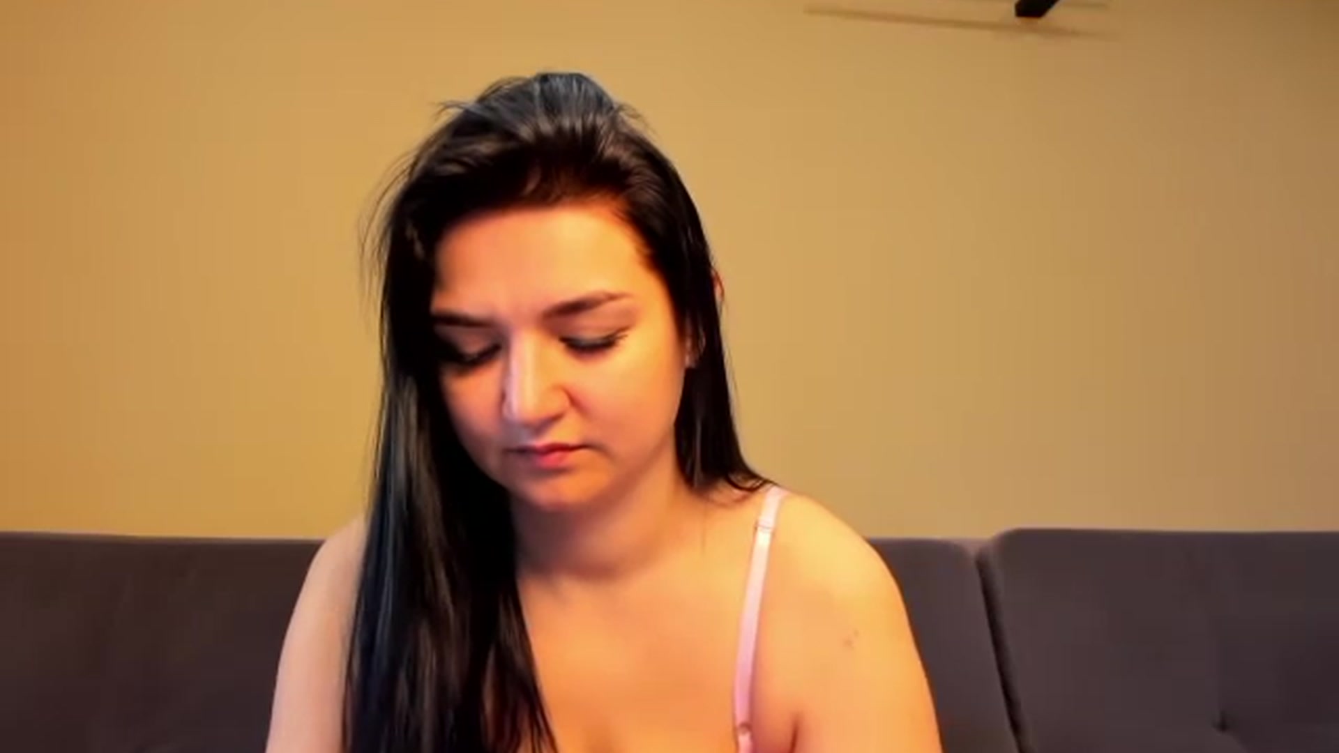 Gallery image thumbnail from ViolettStar's myfreecams stream on, 05/14/2026, 02:17 image 4 of 20