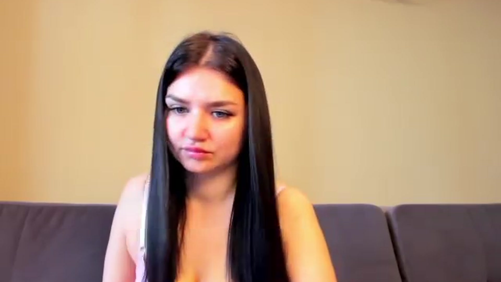 Gallery image thumbnail from ViolettStar's myfreecams stream on, 06/01/2026, 02:22 image 5 of 20