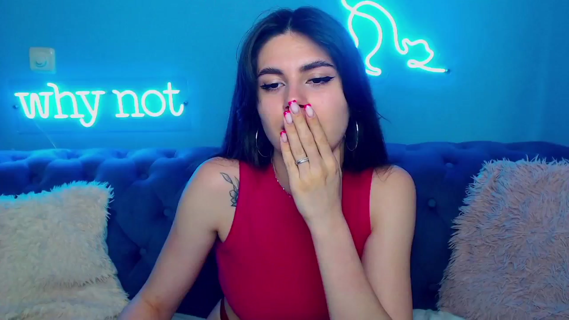 Gallery image thumbnail from ViolinaLove's myfreecams stream on, 06/01/2025, 10:27 image 15 of 20