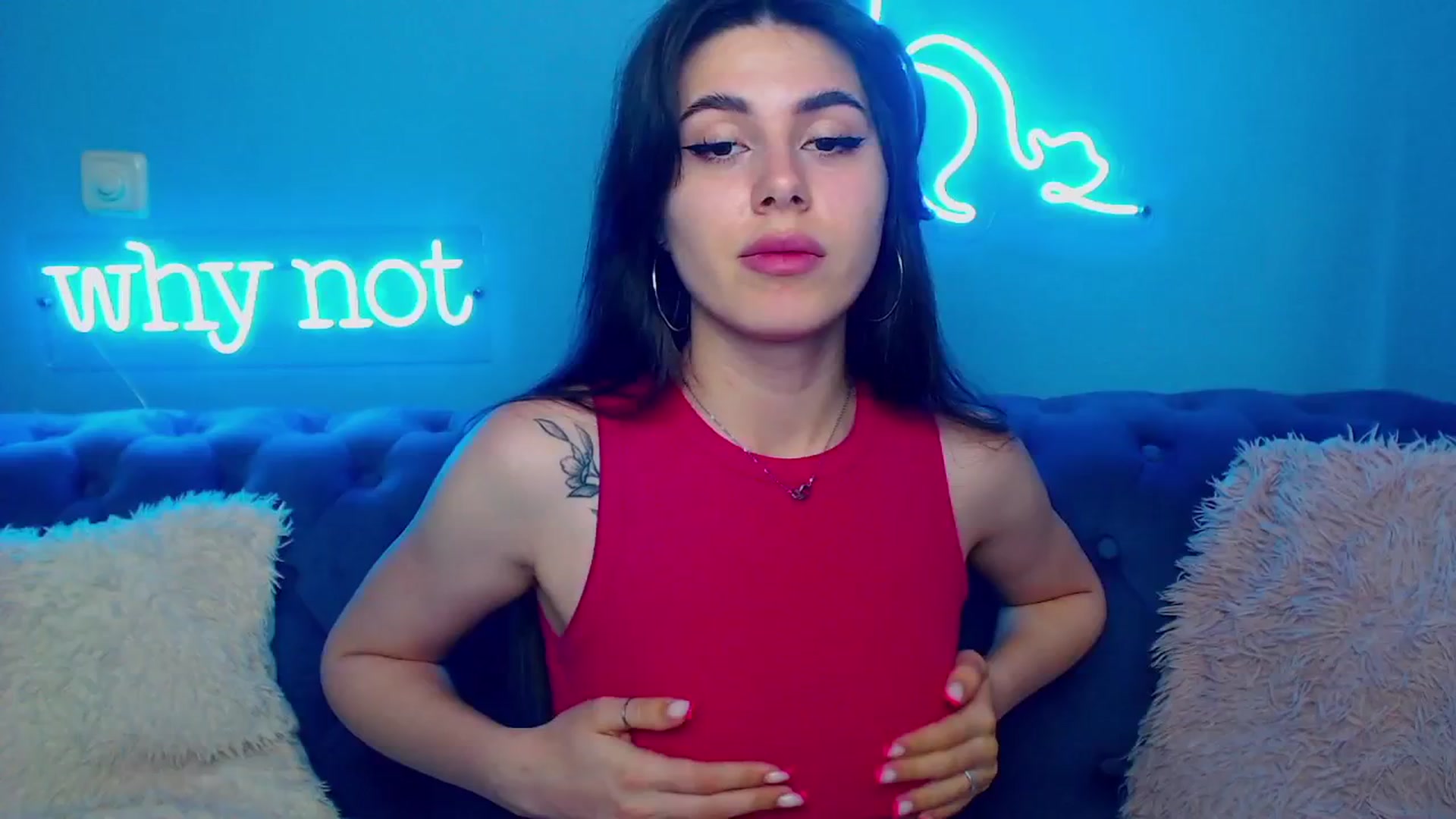 Gallery image thumbnail from ViolinaLove's myfreecams stream on, 06/01/2025, 10:27 image 3 of 20