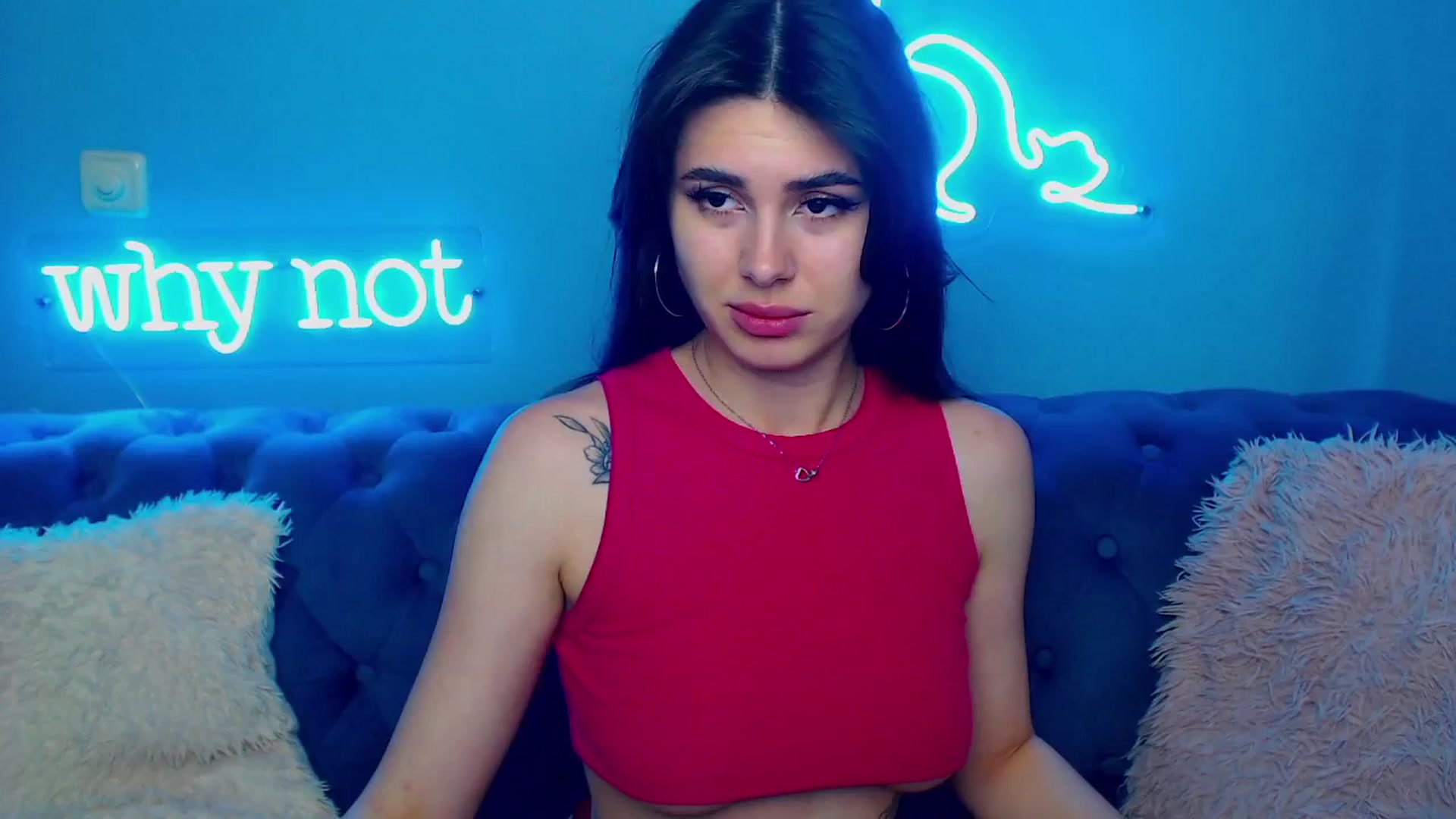 Gallery image thumbnail from ViolinaLove's myfreecams stream on, 06/01/2025, 10:27 image 5 of 20