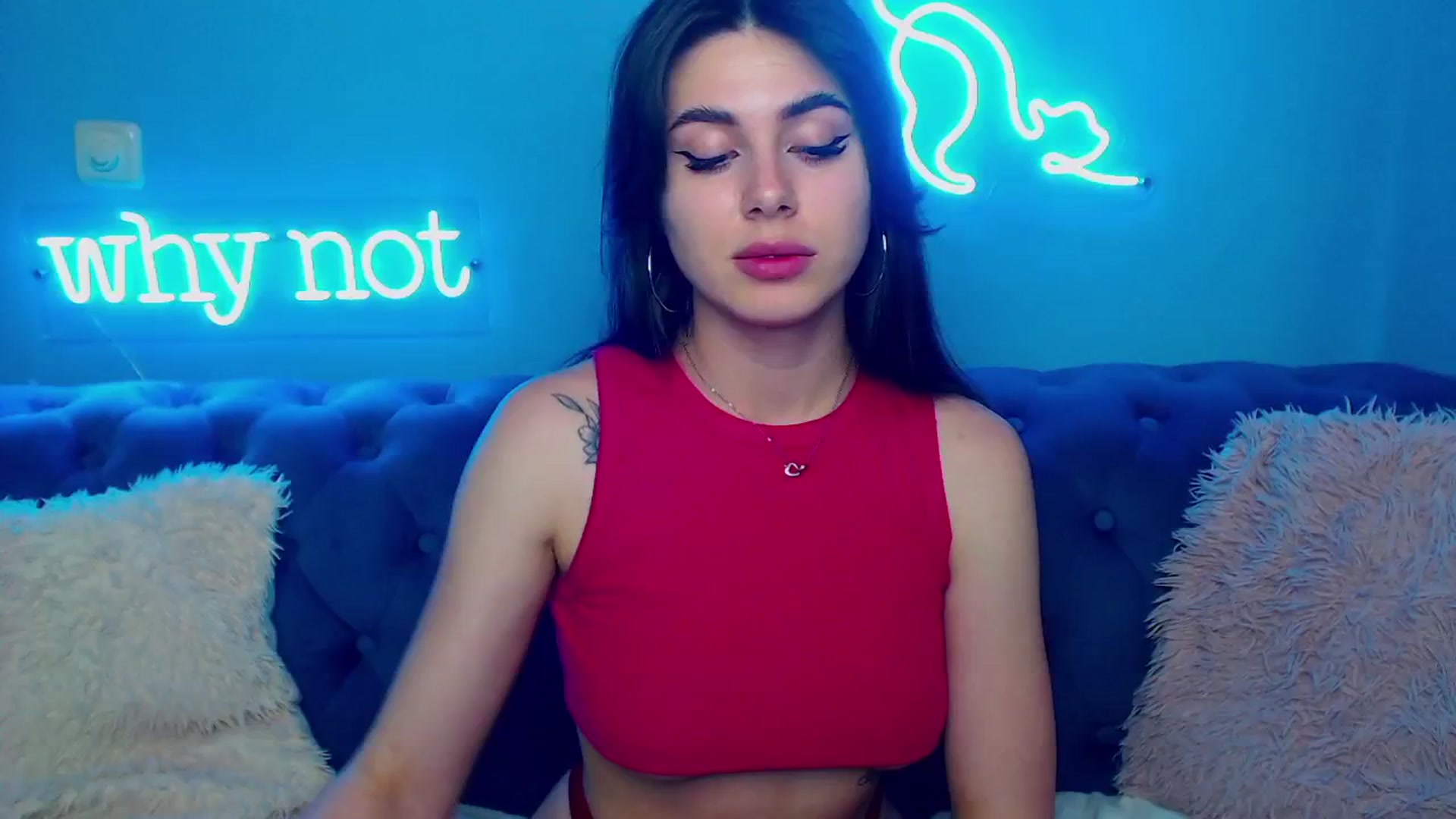 Gallery image thumbnail from ViolinaLove's myfreecams stream on, 06/01/2025, 10:27 image 13 of 20