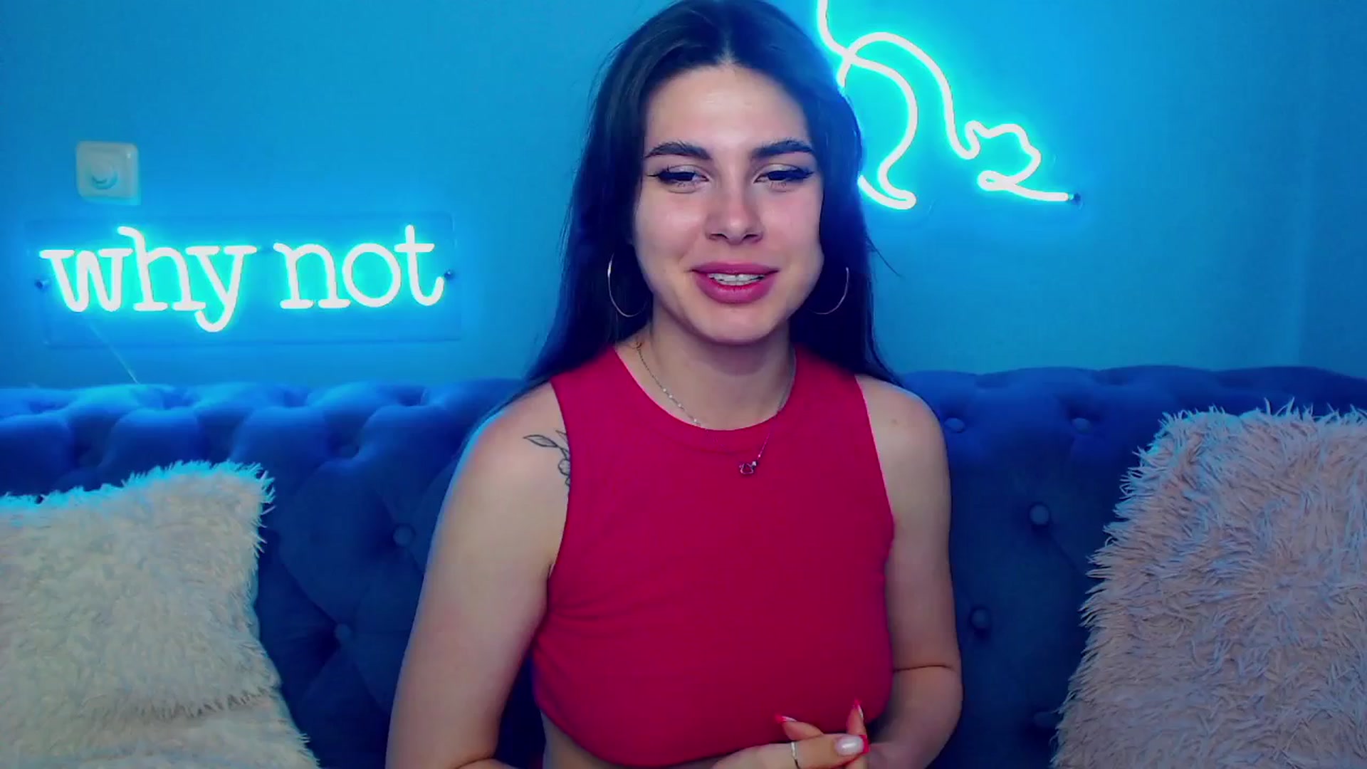 Gallery image thumbnail from ViolinaLove's myfreecams stream on, 06/01/2025, 10:27 image 6 of 20