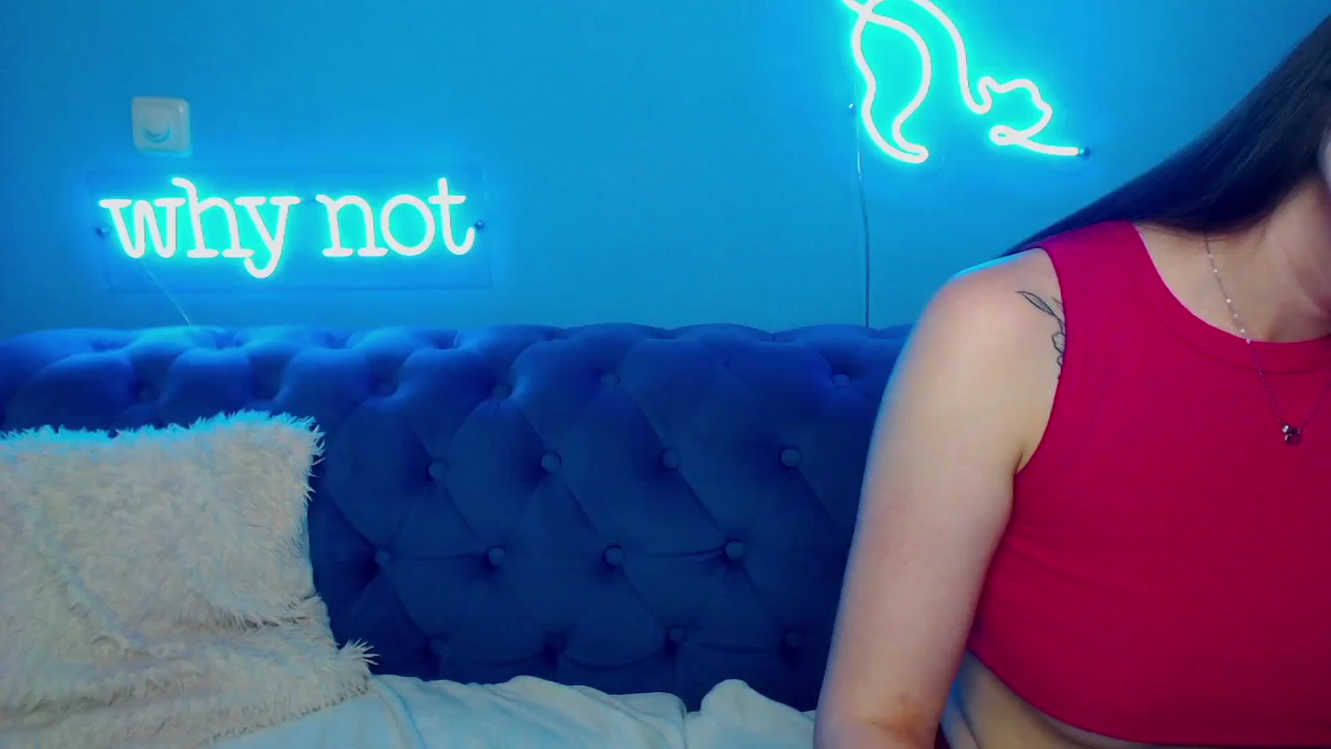 Gallery image thumbnail from ViolinaLove's myfreecams stream on, 06/01/2025, 11:06 image 4 of 20