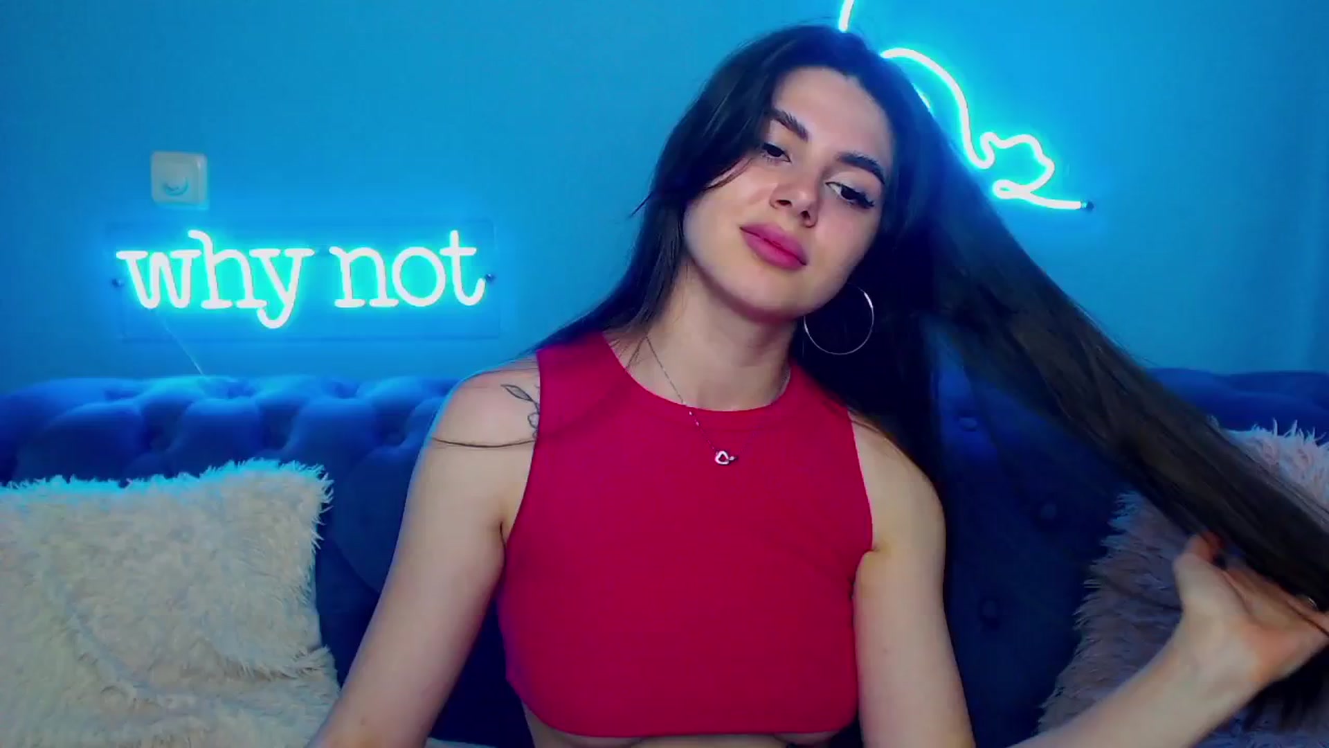 Gallery image thumbnail from ViolinaLove's myfreecams stream on, 06/01/2025, 11:06 image 13 of 20