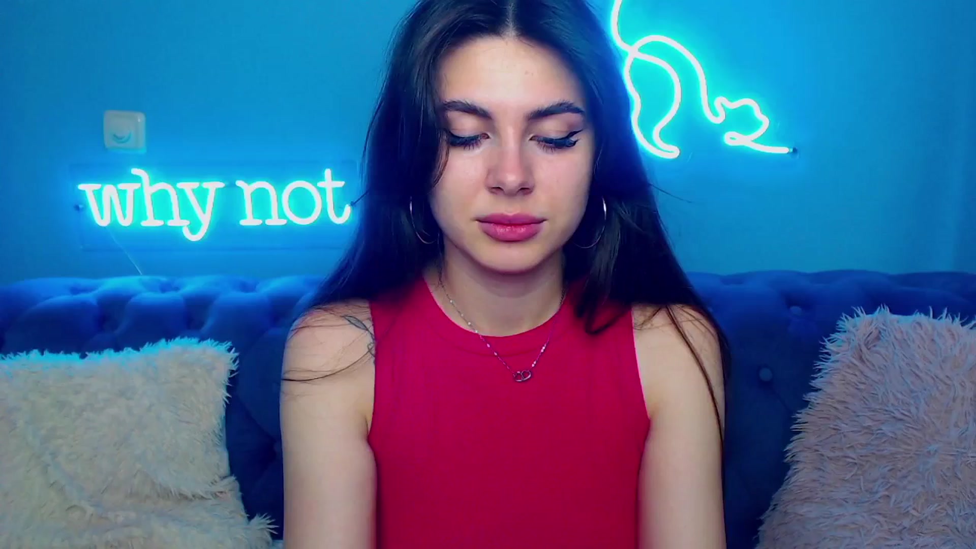 Gallery image thumbnail from ViolinaLove's myfreecams stream on, 06/01/2025, 11:06 image 11 of 20