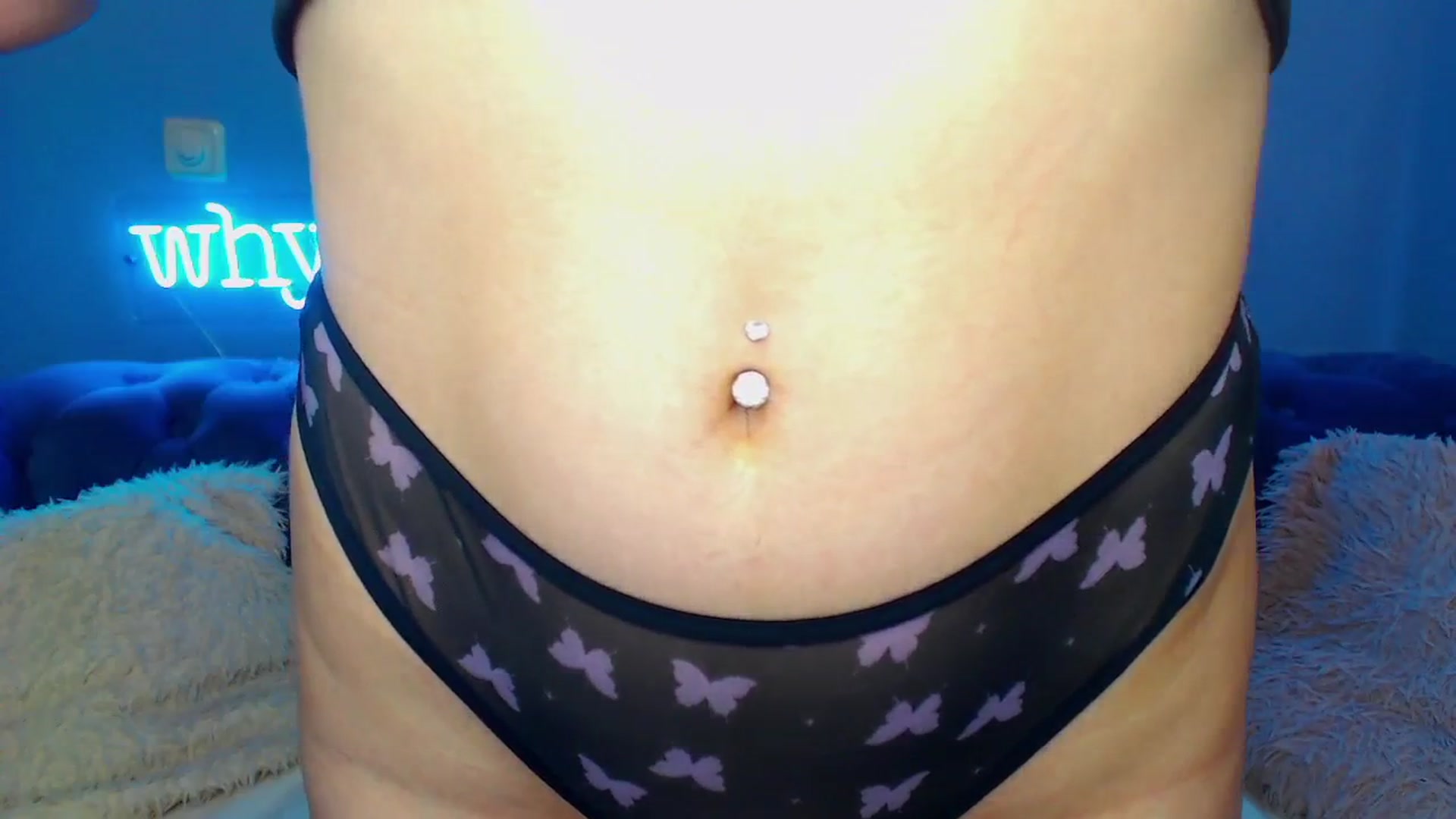 Gallery image thumbnail from ViolinaLove's myfreecams stream on, 06/02/2025, 10:59 image 8 of 20